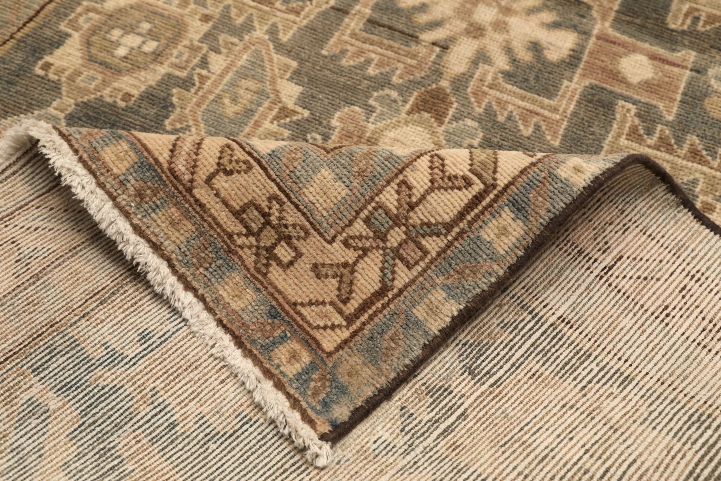 Thumbnail 4 for Antique Persian Malayer Traditional Rug 94565