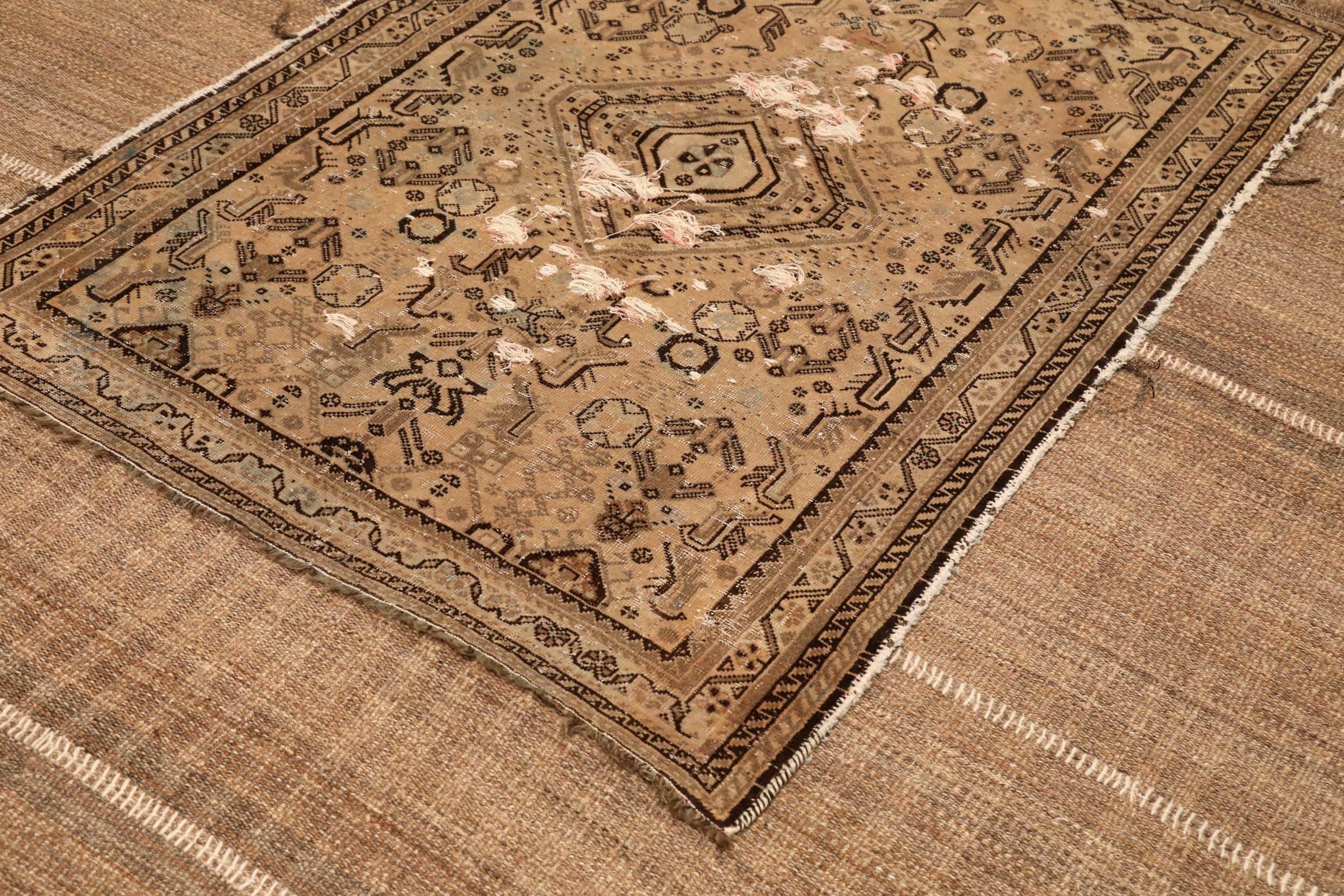 Thumbnail 6 for Turkey Abadeh Tribal Rug 94621