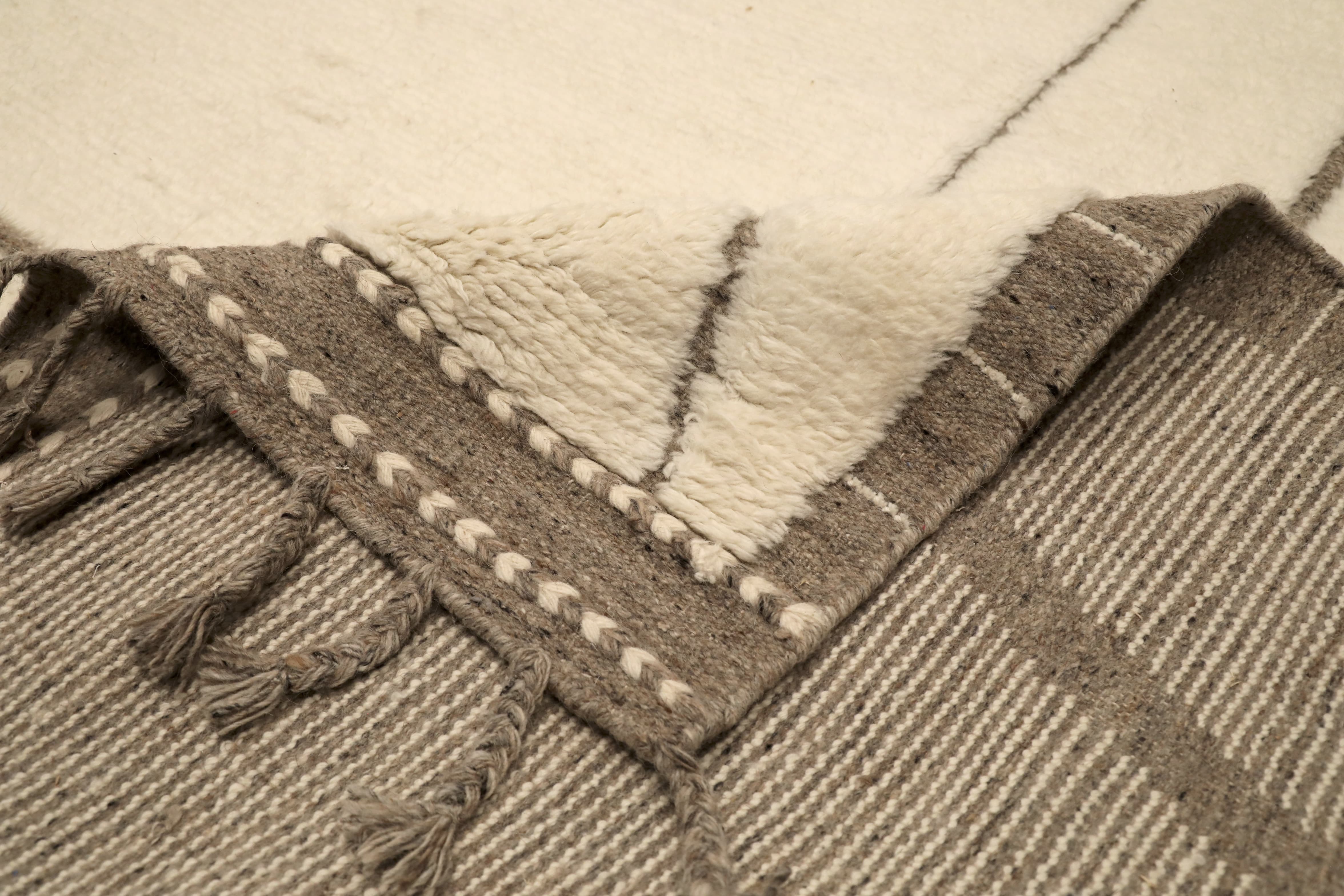 Thumbnail 3 for India Moroccan Modern / Contemporary Rug 96533