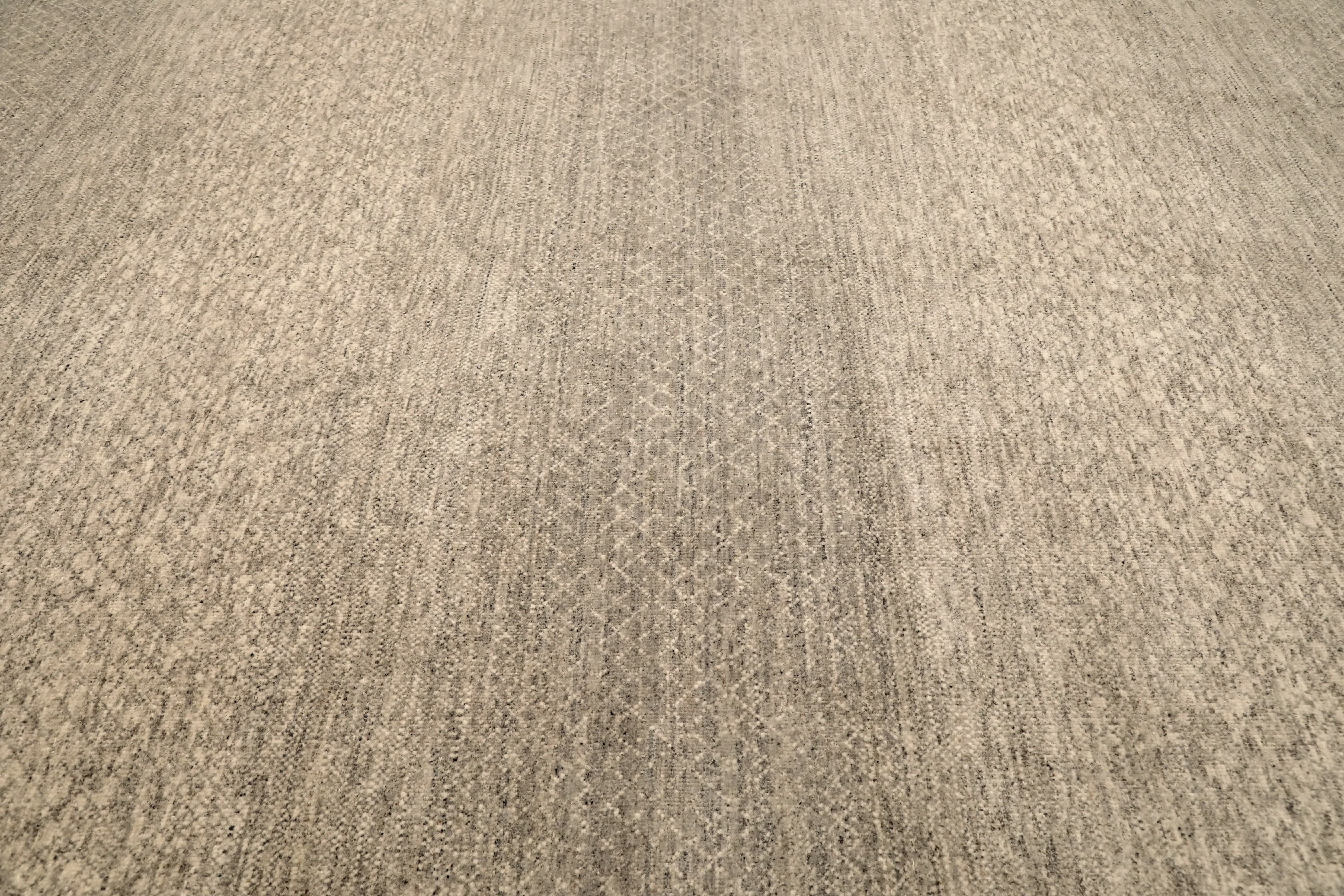 Thumbnail 2 for India Modern / Contemporary Rug 96547