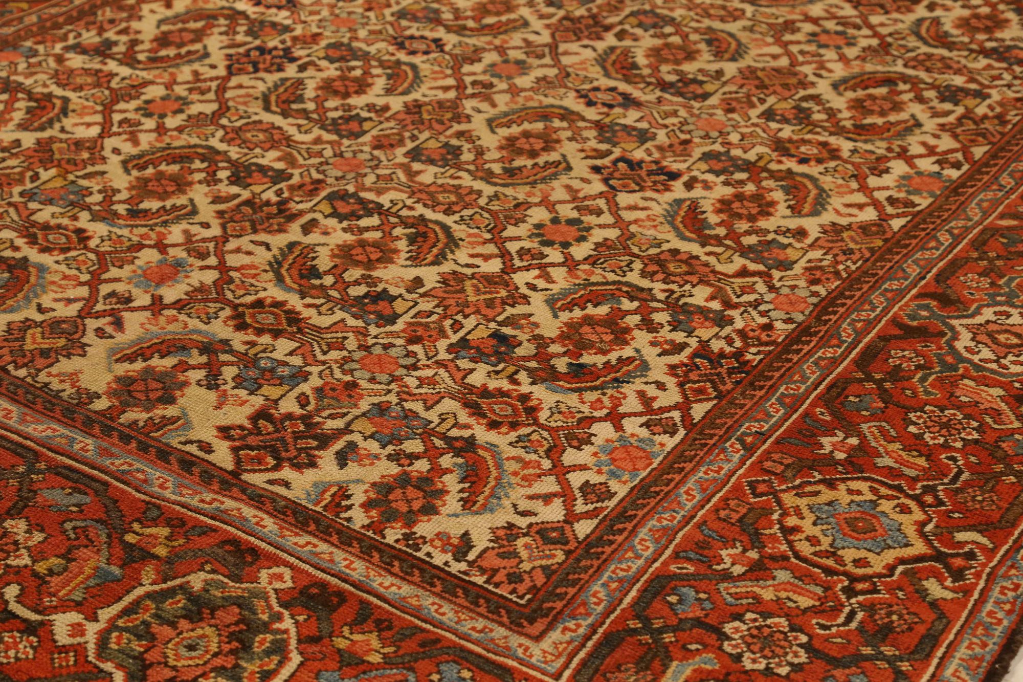 Thumbnail 2 for Antique Persian Sultanabad Traditional Rug 71130