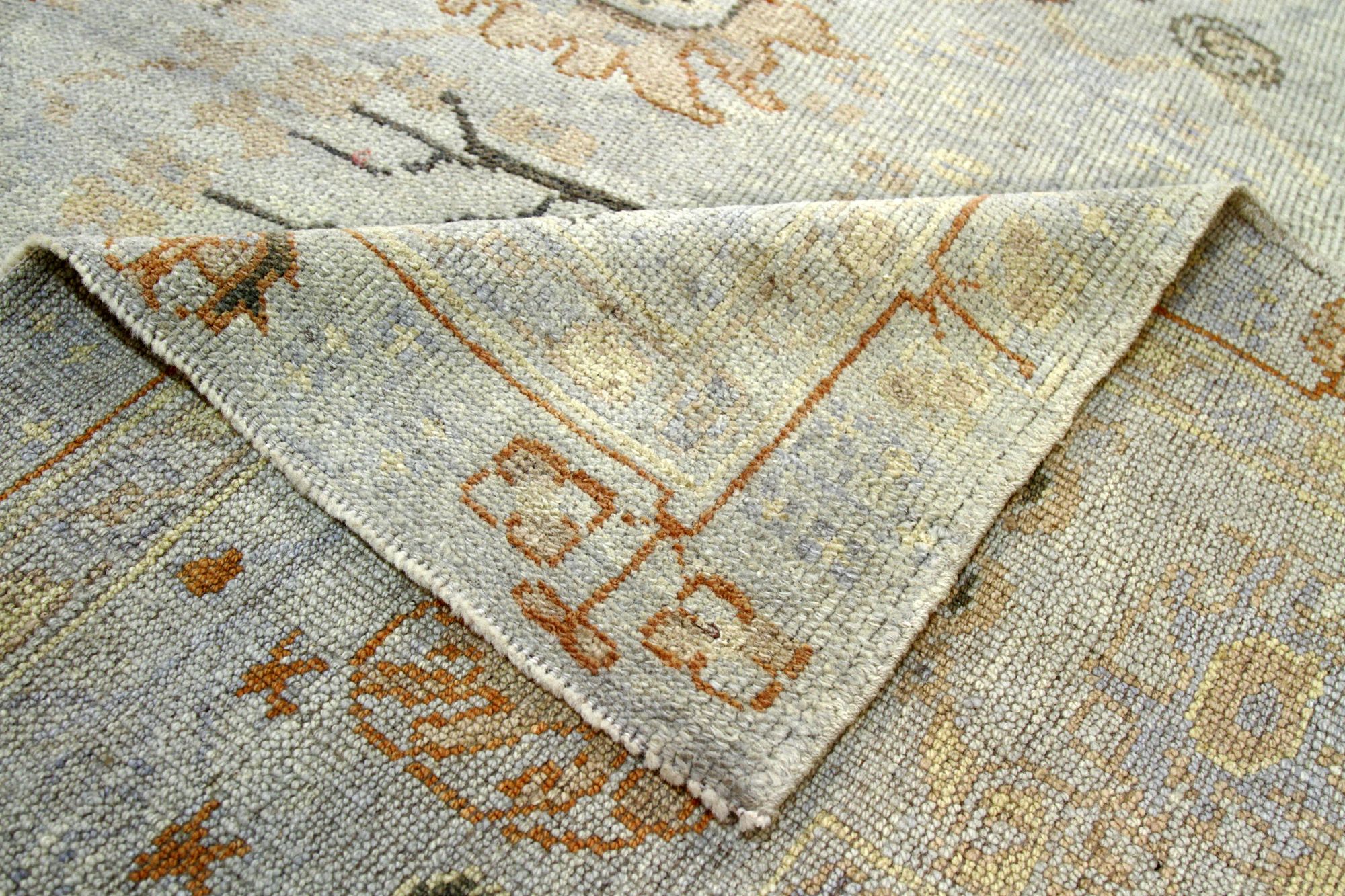 Thumbnail 6 for Persian Oushak Transitional Rug 88096