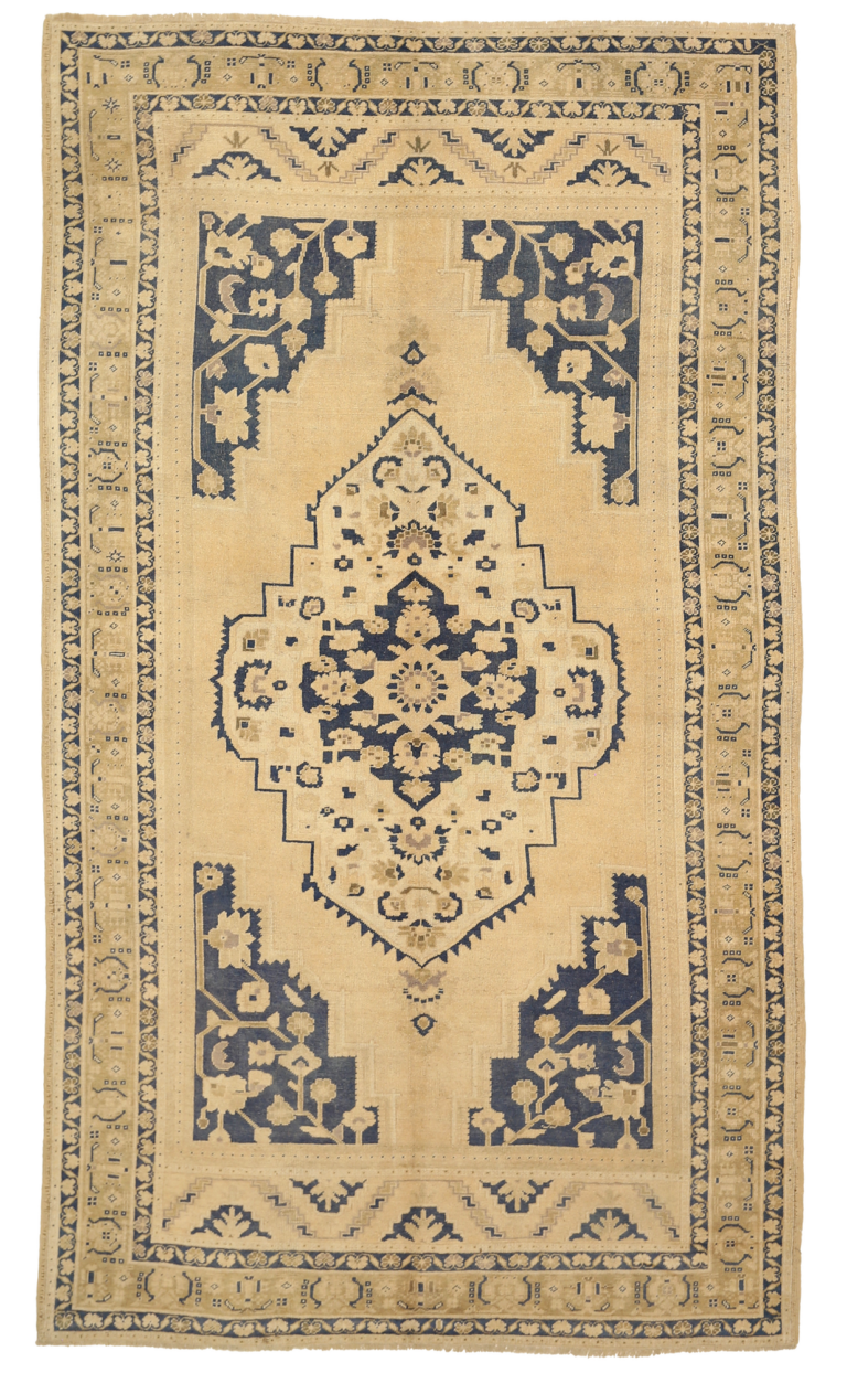 Thumbnail 5 for Antique Turkey Traditional Rug 92837