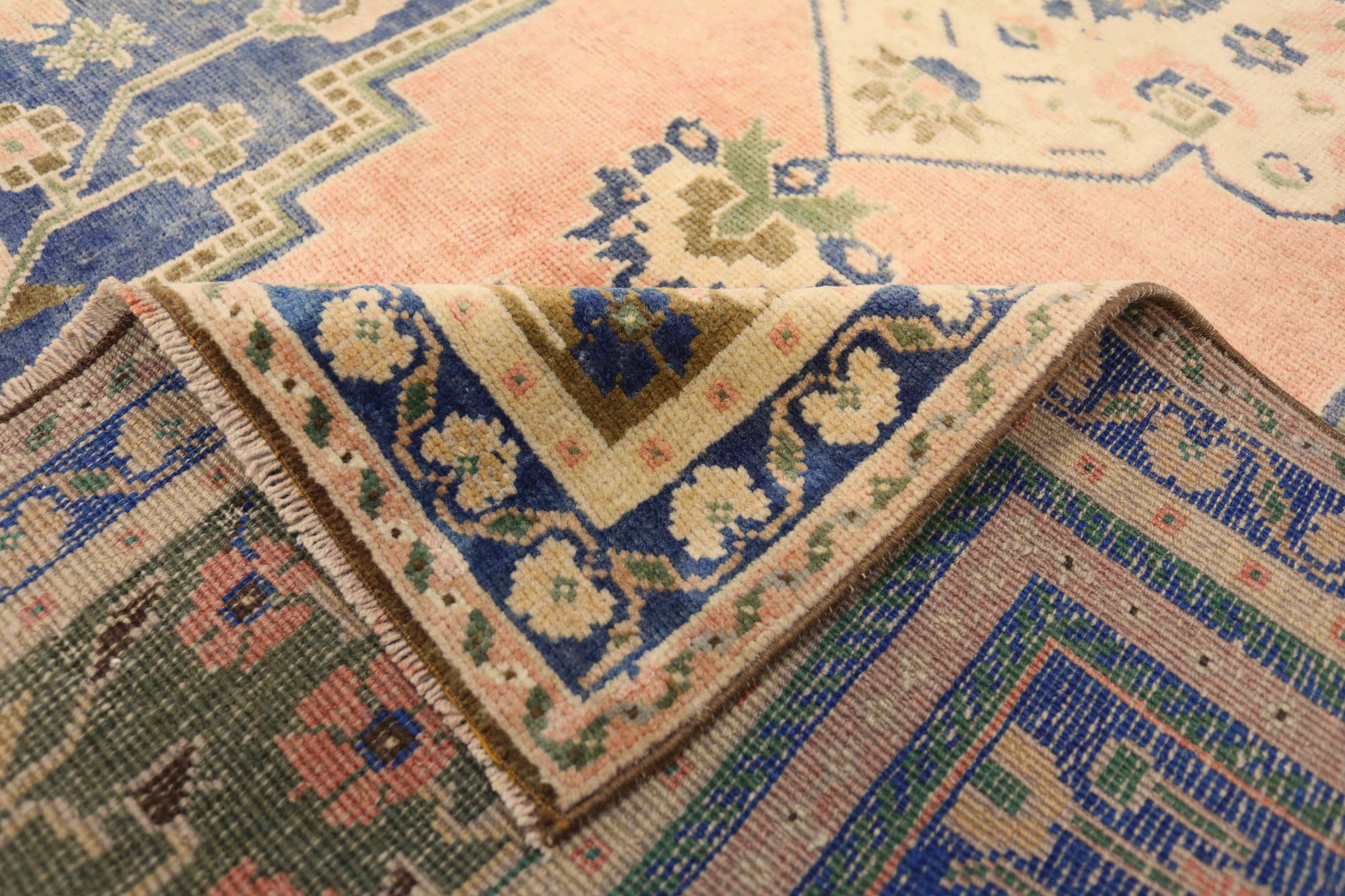 Thumbnail 5 for Antique Turkey Traditional Rug 93025