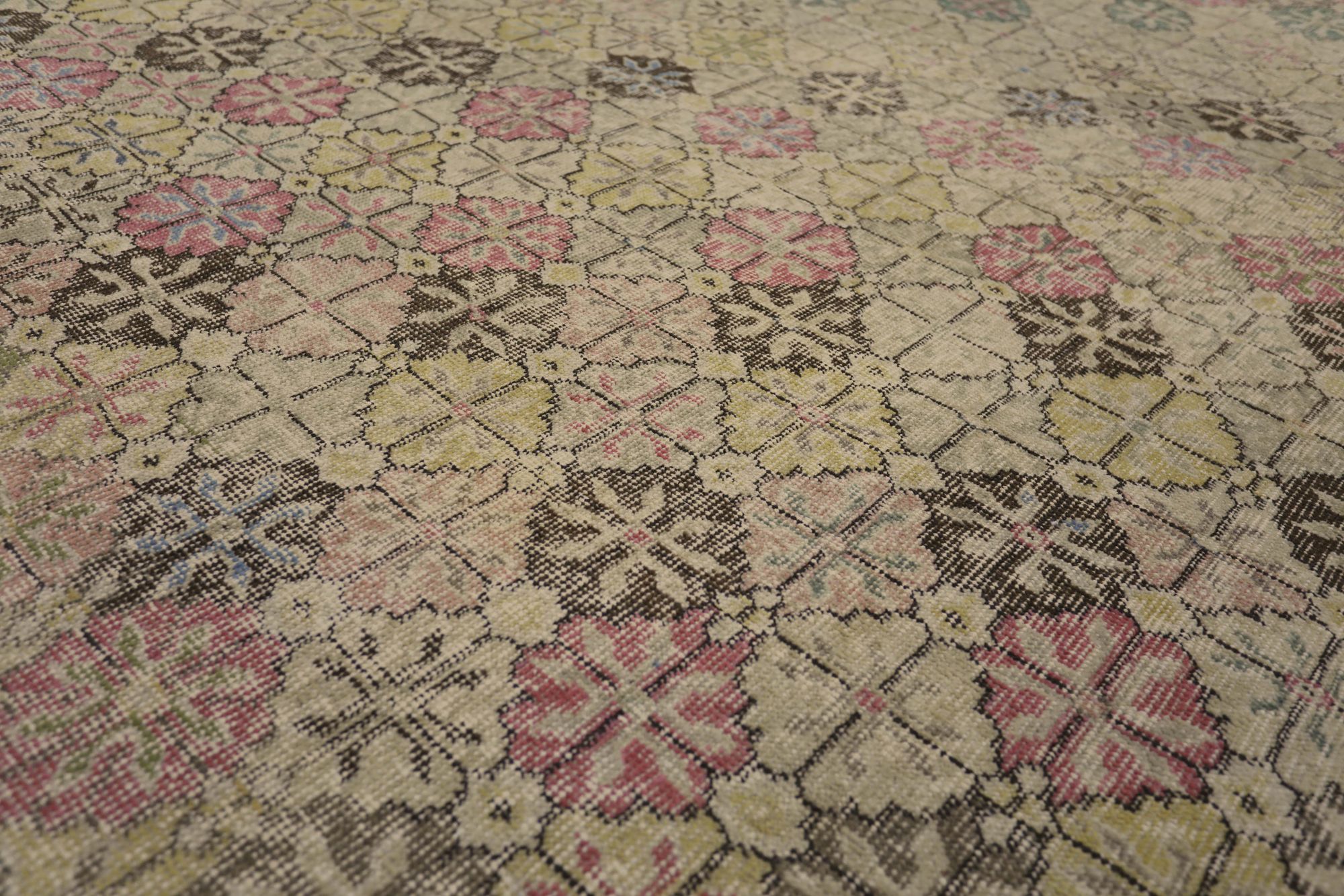 Thumbnail 4 for Antique Turkey Traditional Rug 93061