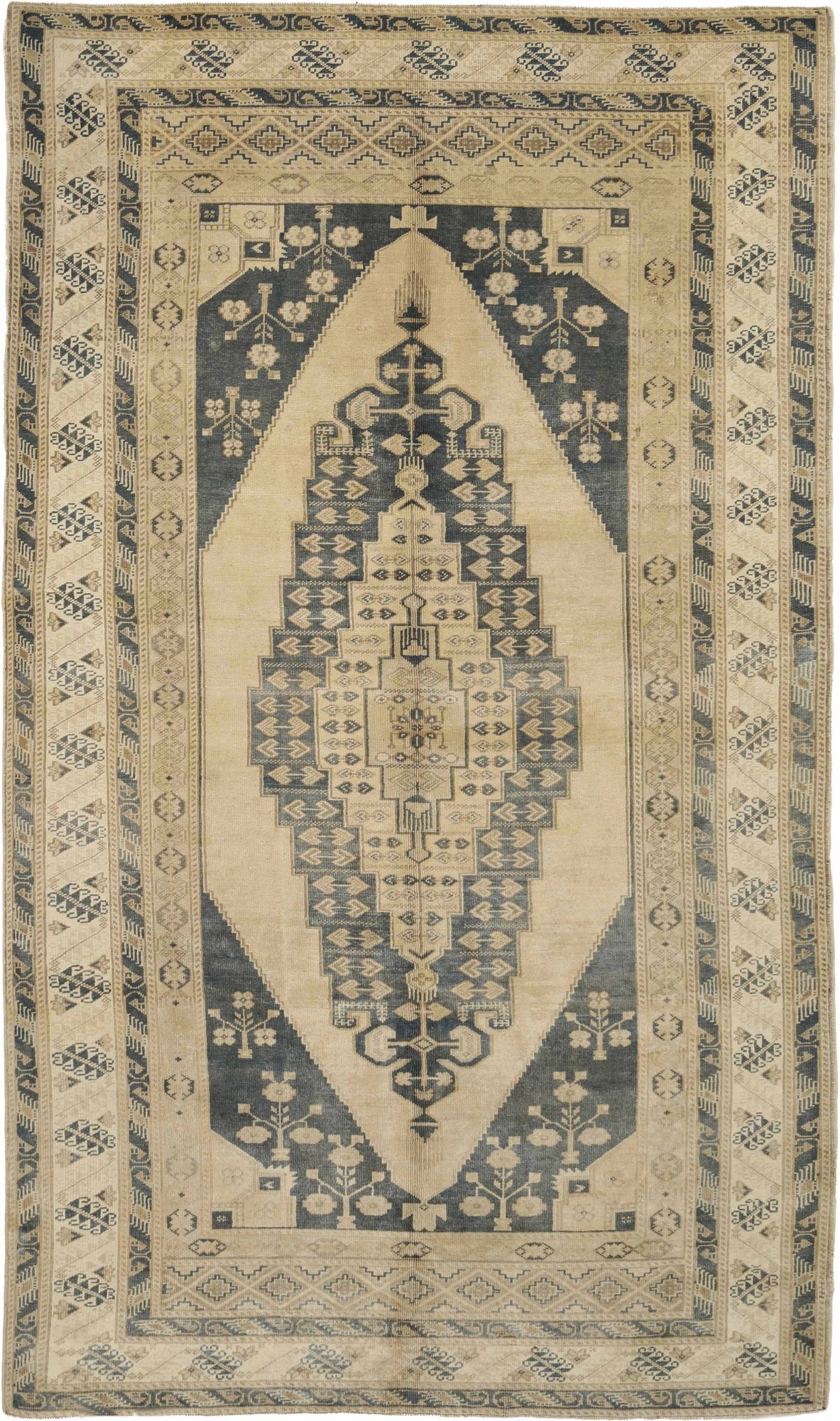 Thumbnail 3 for Antique Turkey Traditional Rug 93069