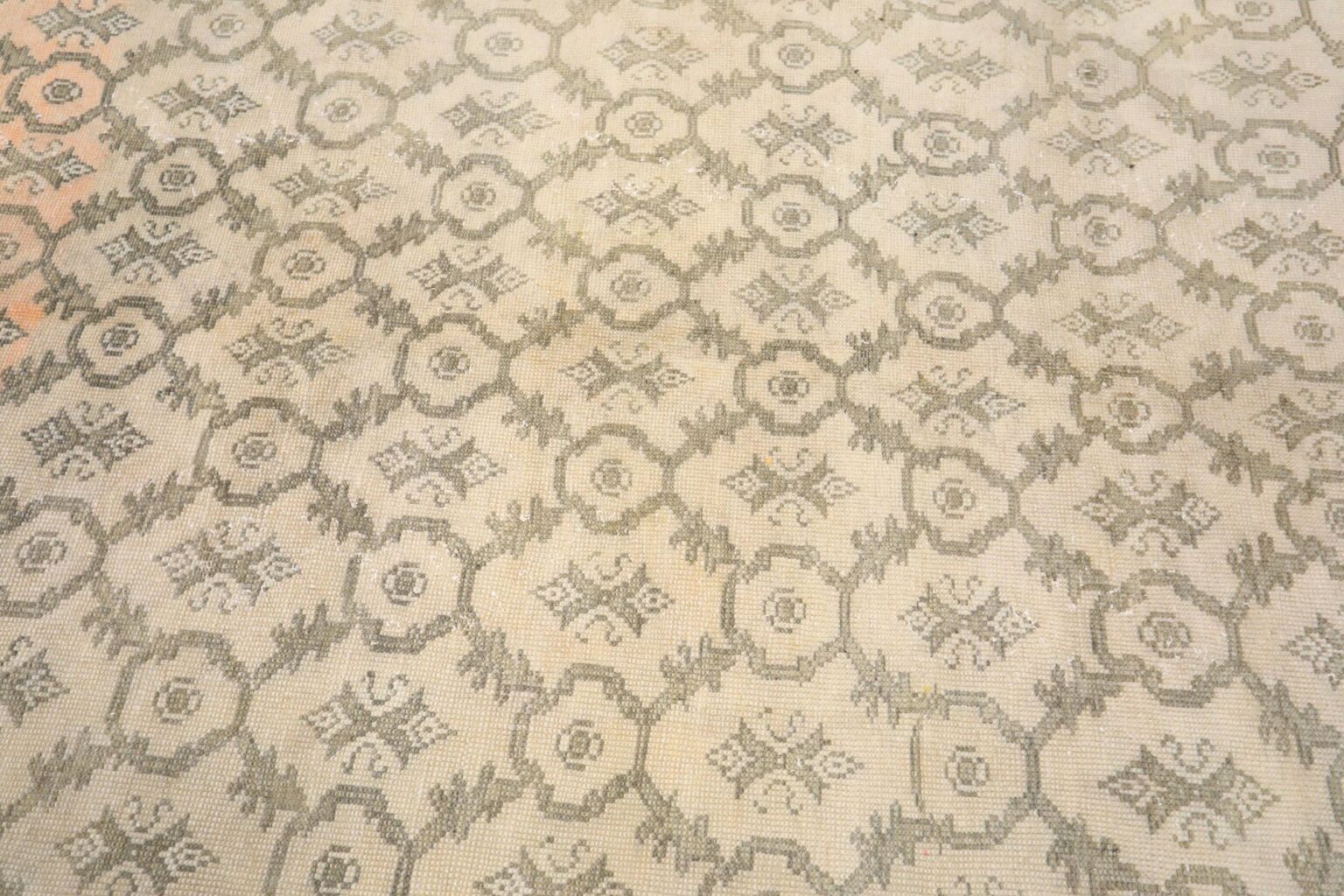 Thumbnail 10 for Antique Turkey Traditional Rug 93075