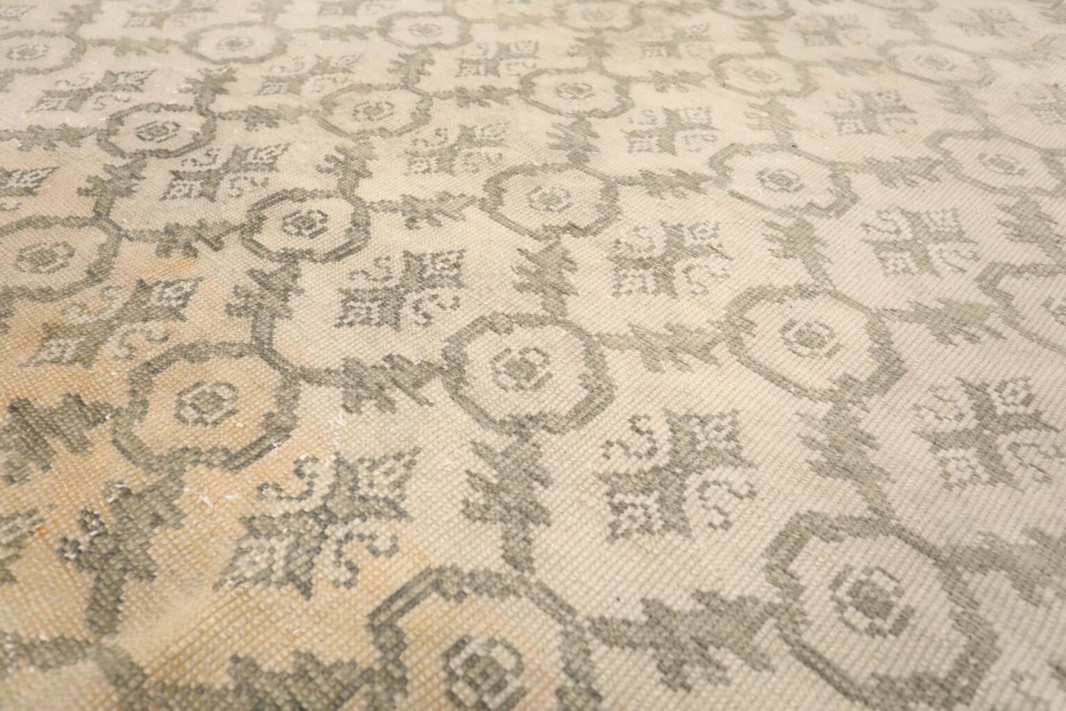 Thumbnail 14 for Antique Turkey Traditional Rug 93075