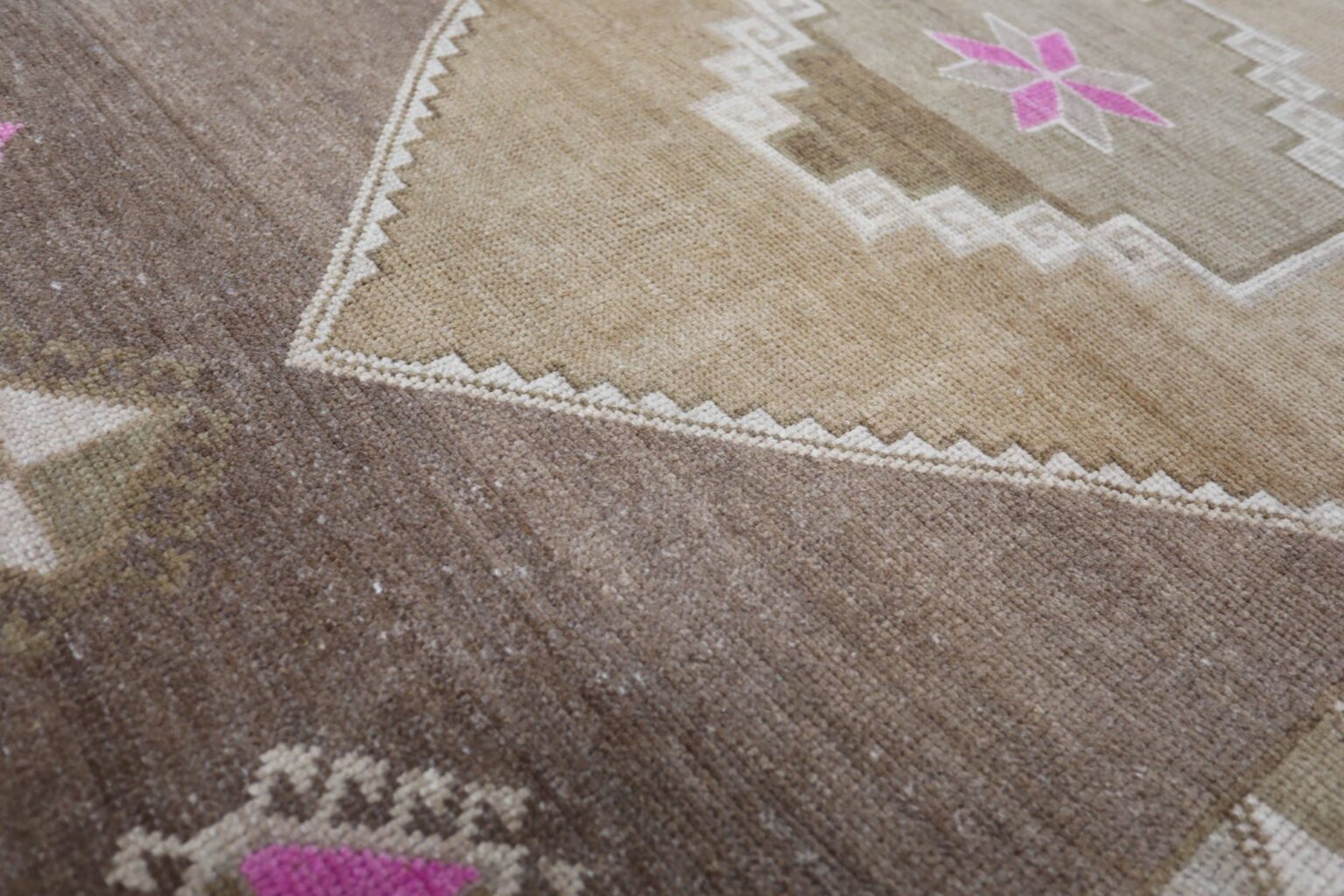 Thumbnail 14 for Antique Turkey Traditional Rug 93081