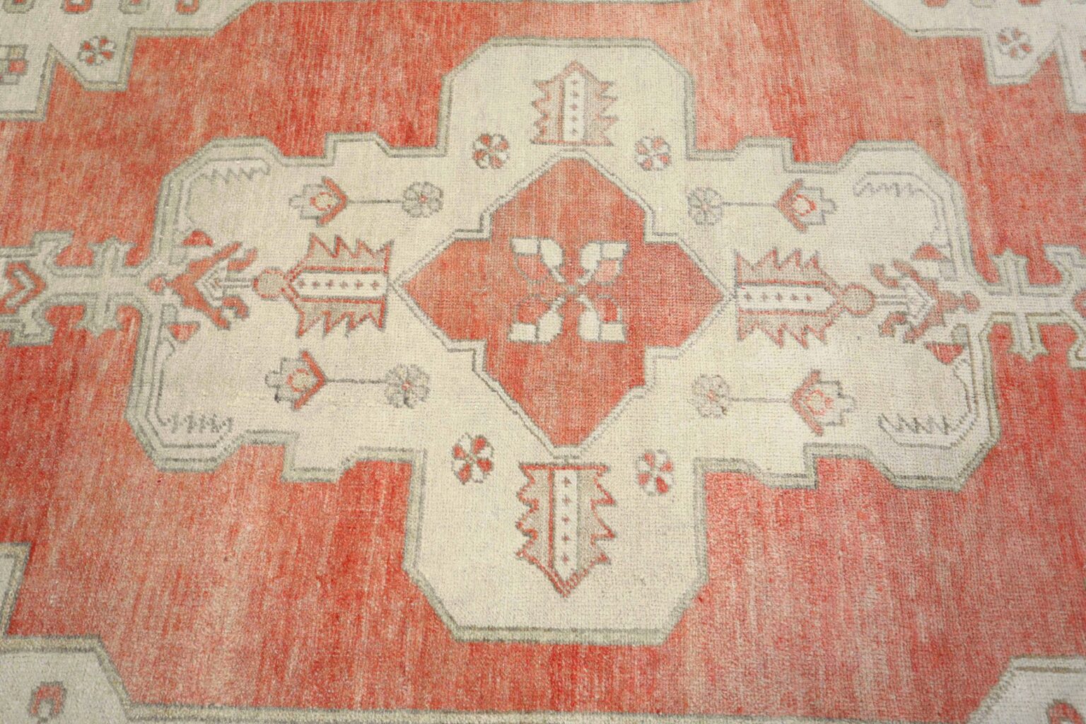 Thumbnail 8 for Antique Turkey Traditional Rug 93180