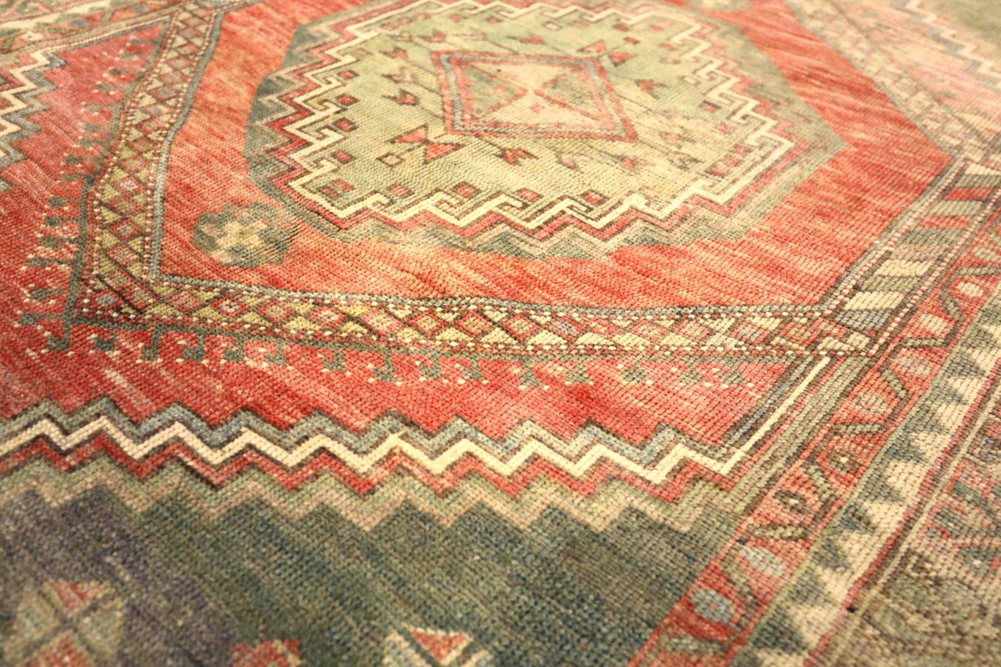 Thumbnail 7 for Antique Turkey Traditional Rug 93181