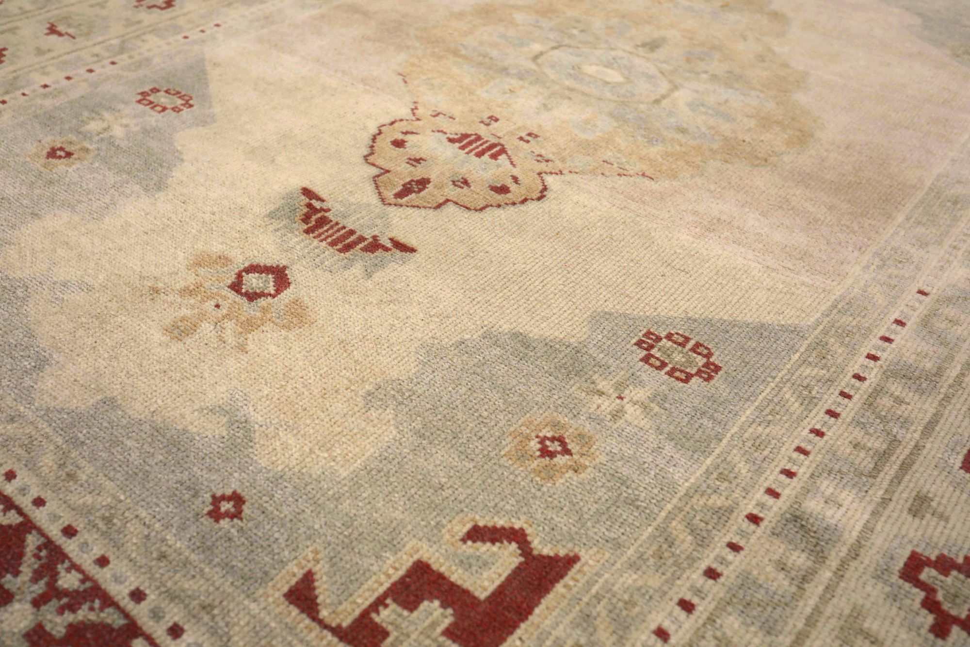 Thumbnail 8 for Antique Turkey Traditional Rug 93184