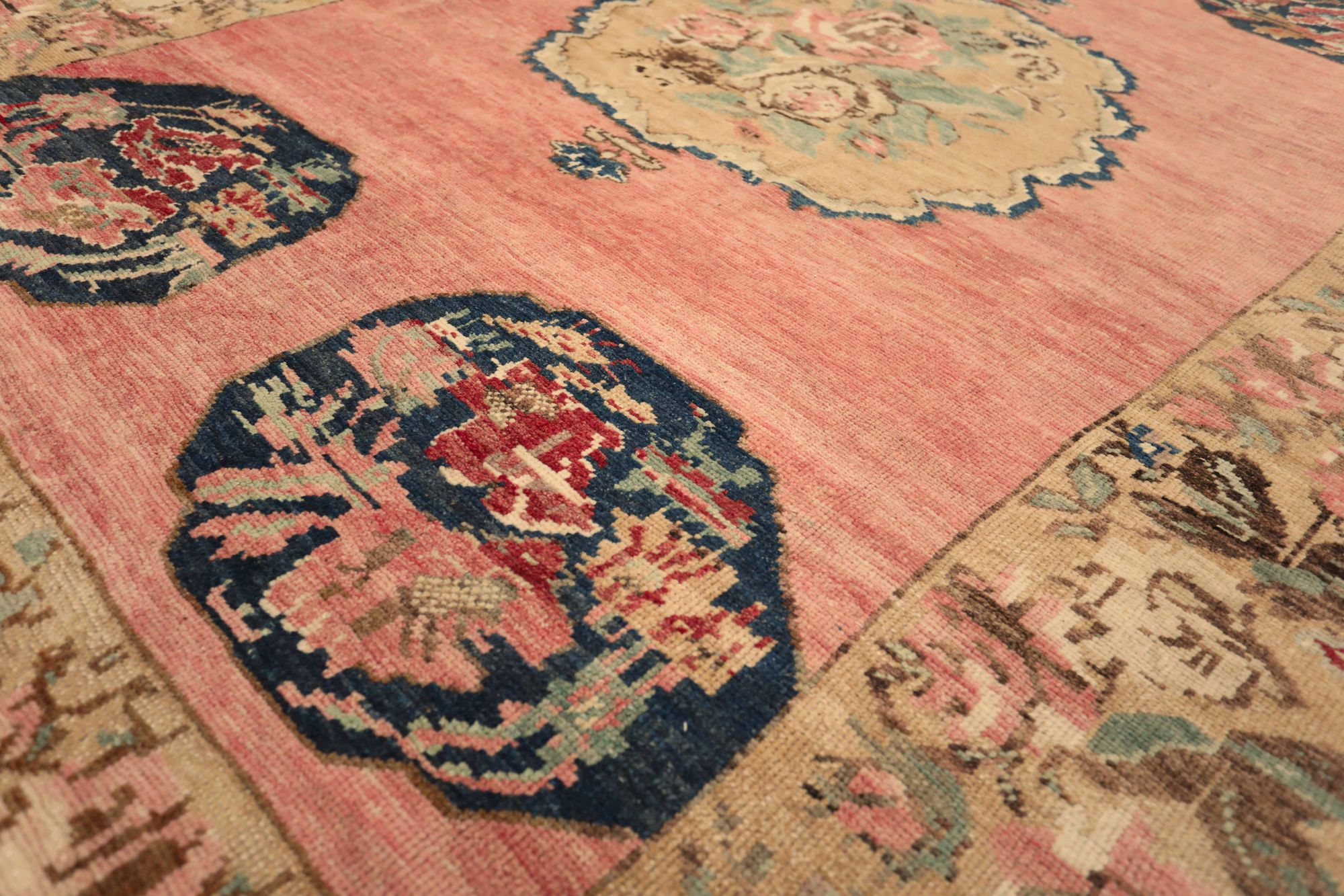 Thumbnail 8 for Antique Turkey Traditional Rug 93185