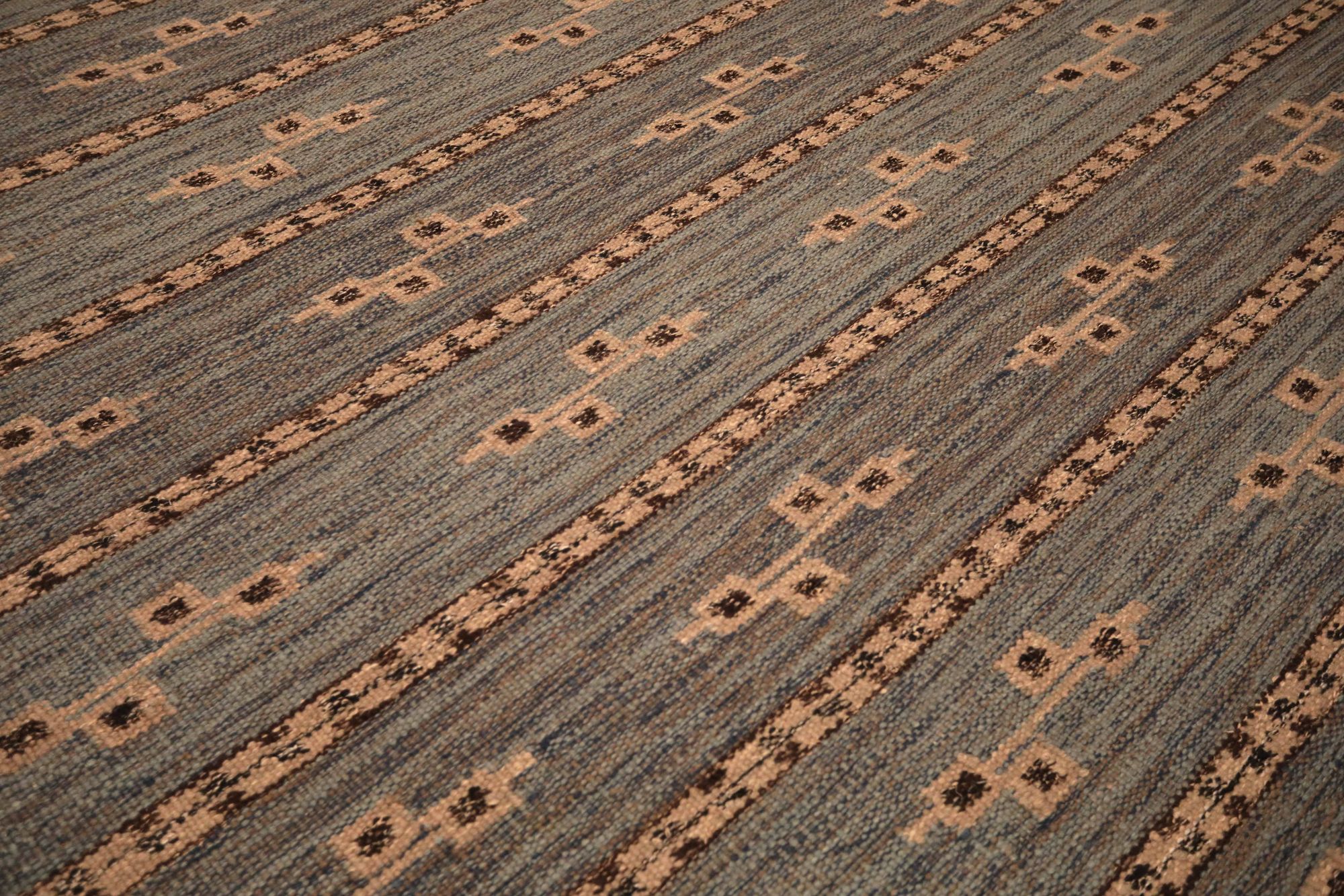 Thumbnail 5 for India Scandinavia Modern / Contemporary Rug 93421