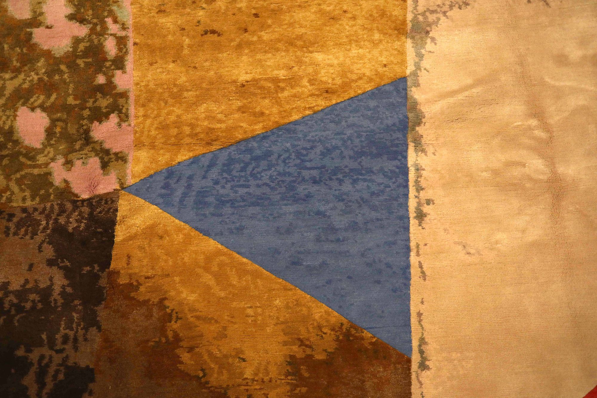 Thumbnail 2 for India Modern / Contemporary Rug 93578