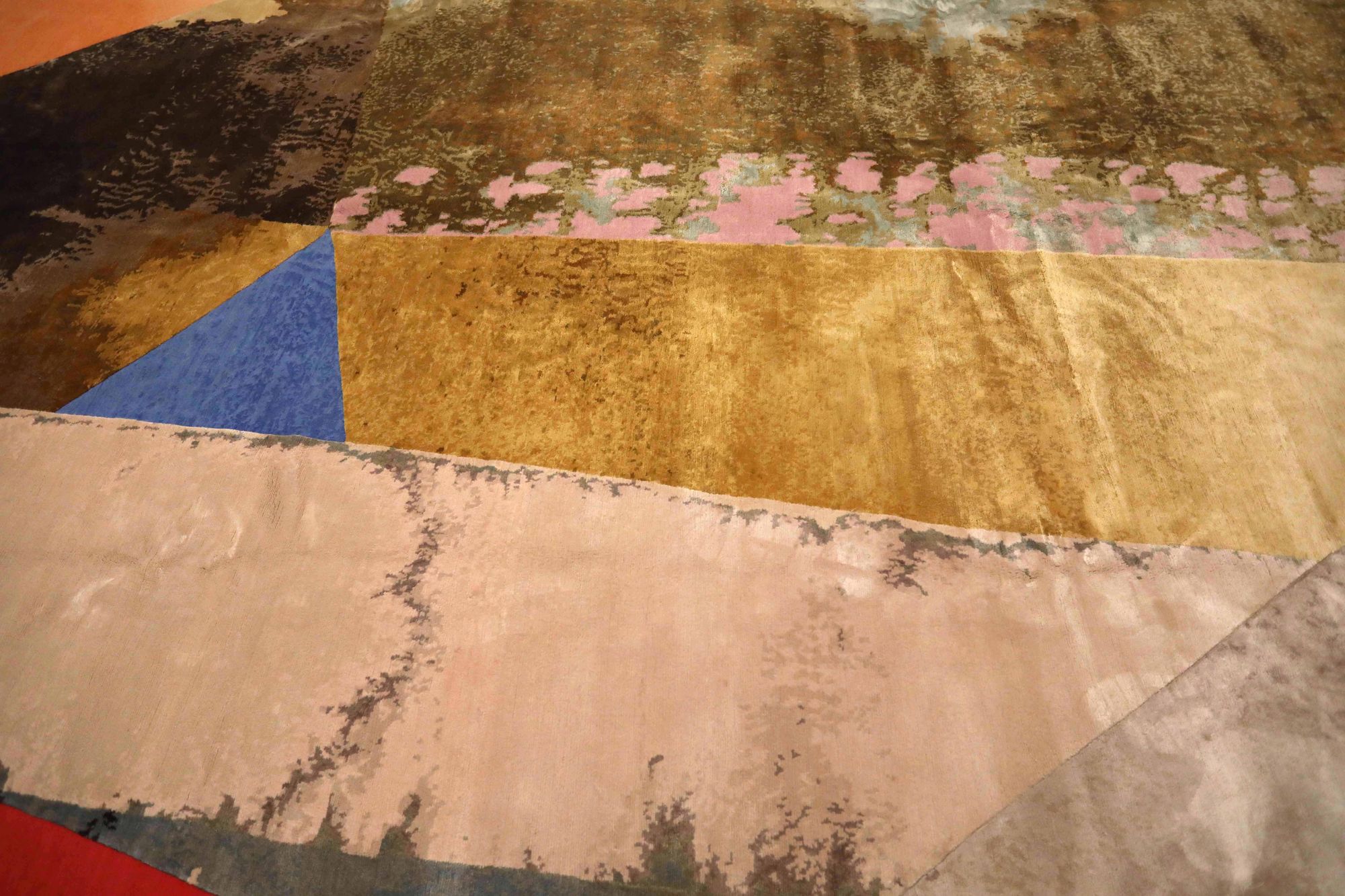 Thumbnail 4 for India Modern / Contemporary Rug 93578