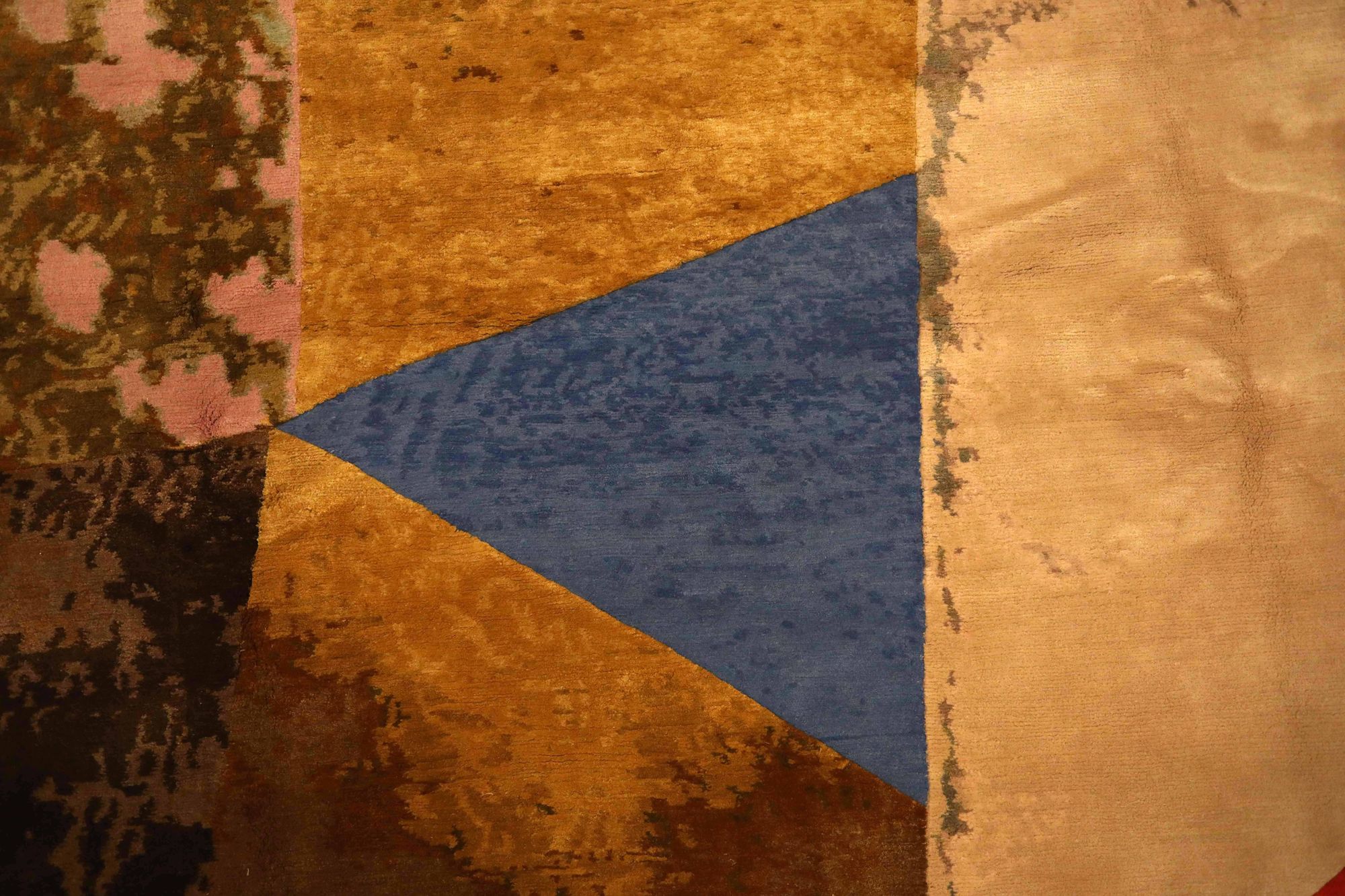 Thumbnail 3 for India Modern / Contemporary Rug 93578