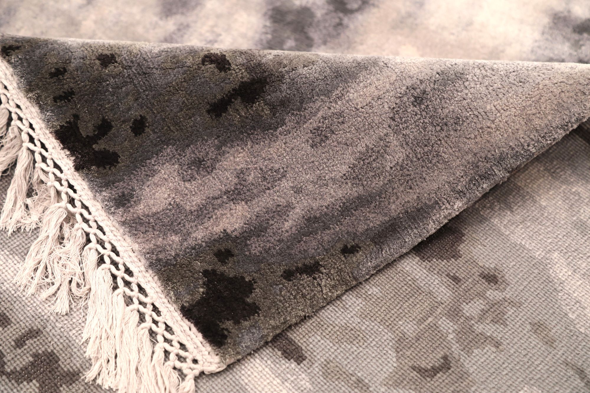 Thumbnail 3 for India Modern / Contemporary Rug 96635