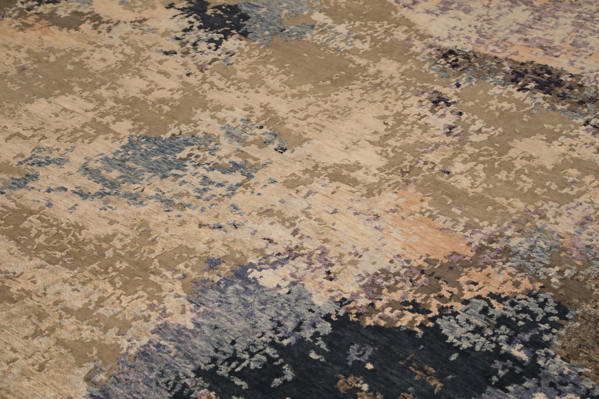 Thumbnail 6 for India Modern / Contemporary Rug 97331