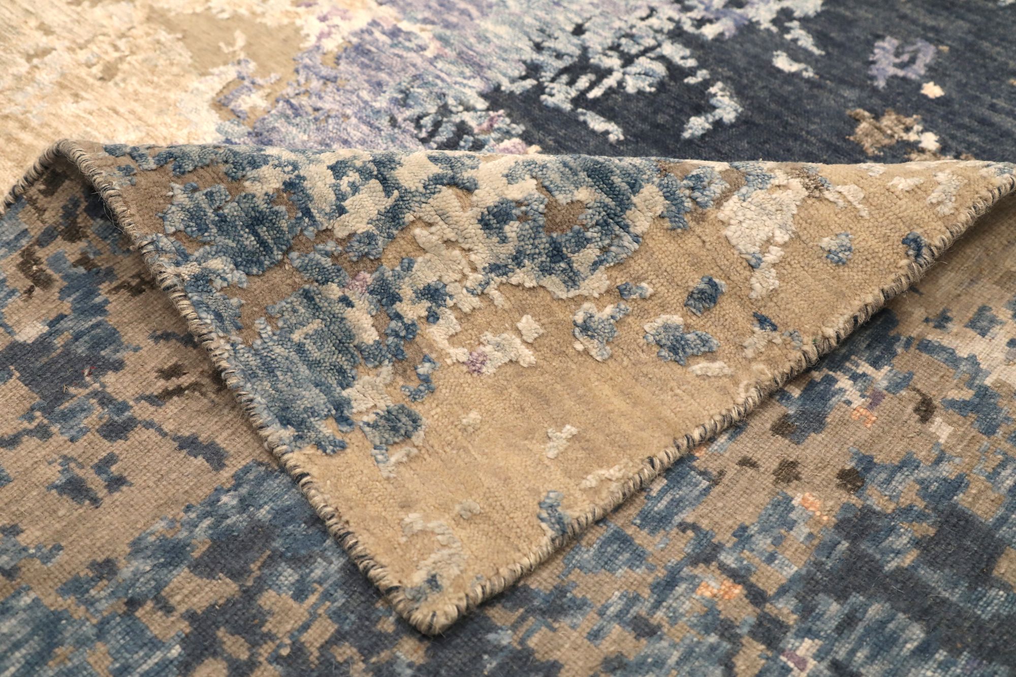 Thumbnail 4 for India Modern / Contemporary Rug 97331