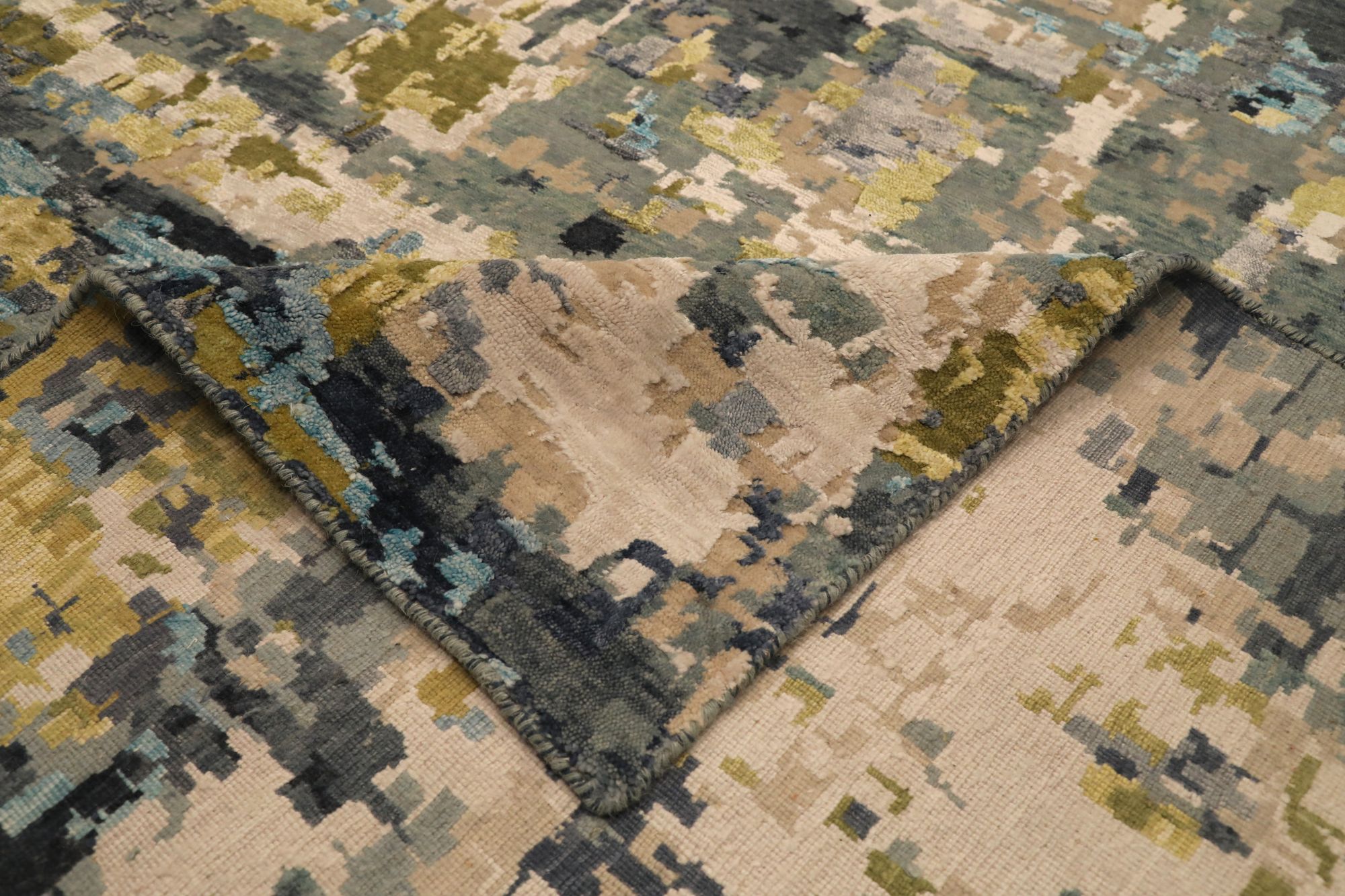 Thumbnail 4 for India Modern / Contemporary Rug 97332