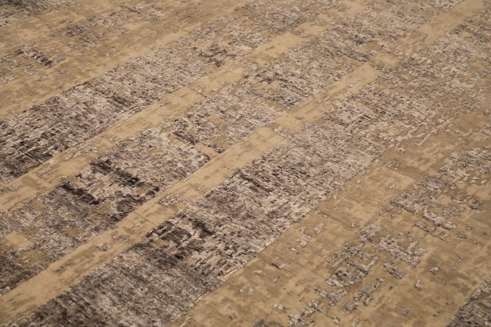 Thumbnail 4 for India Modern / Contemporary Rug 97337