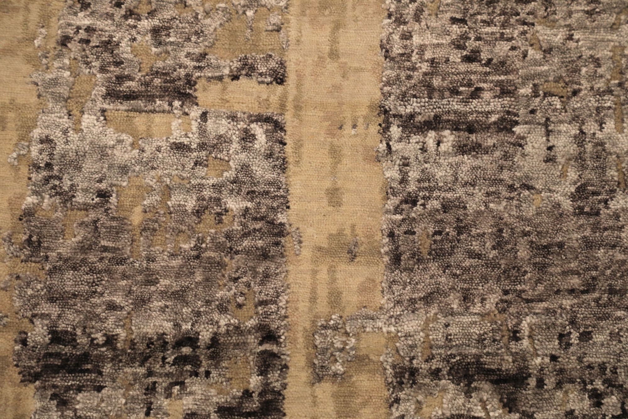 Thumbnail 3 for India Modern / Contemporary Rug 97337