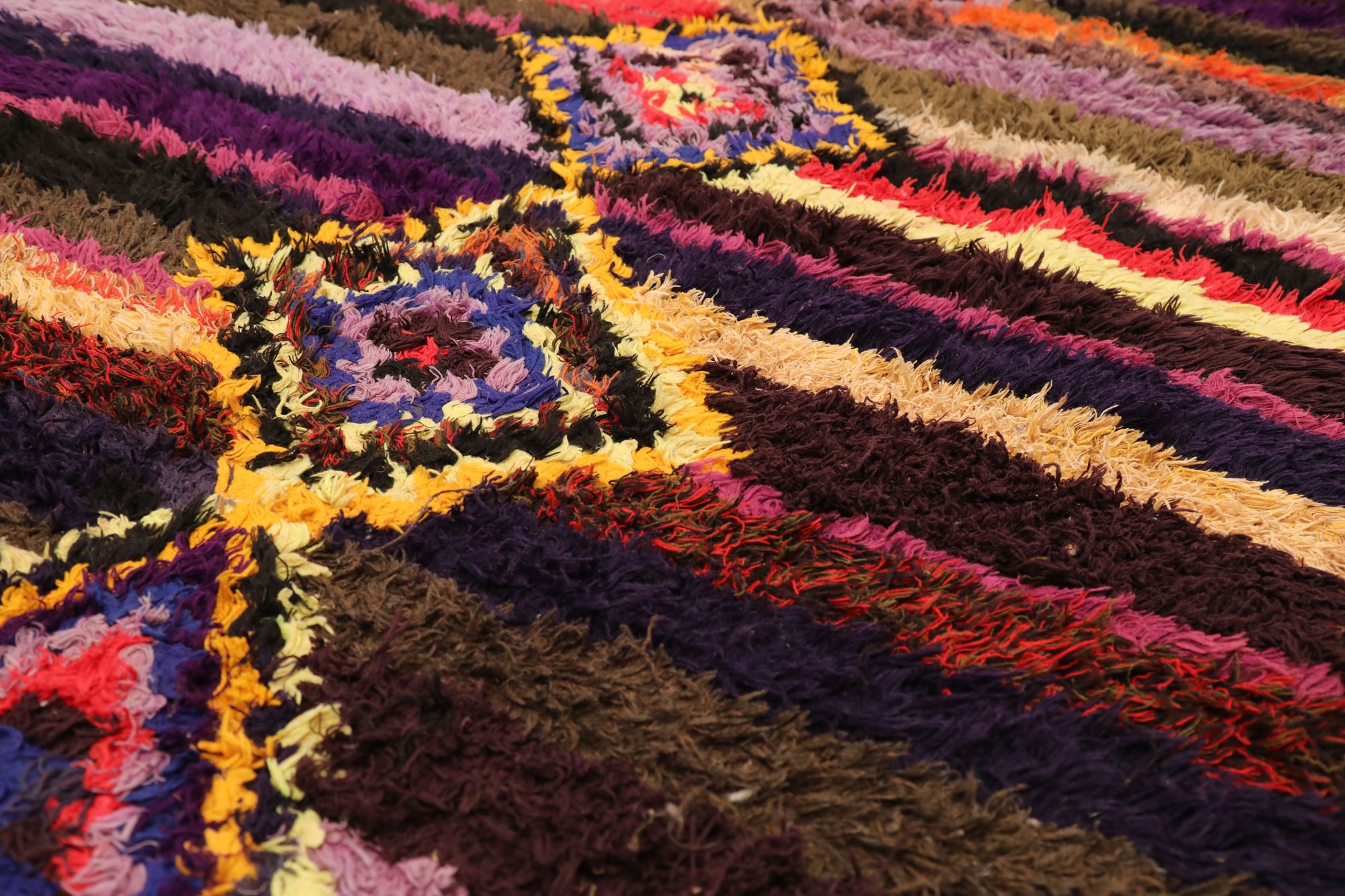 Thumbnail 6 for Morocco Moroccan Tribal Rug 97525