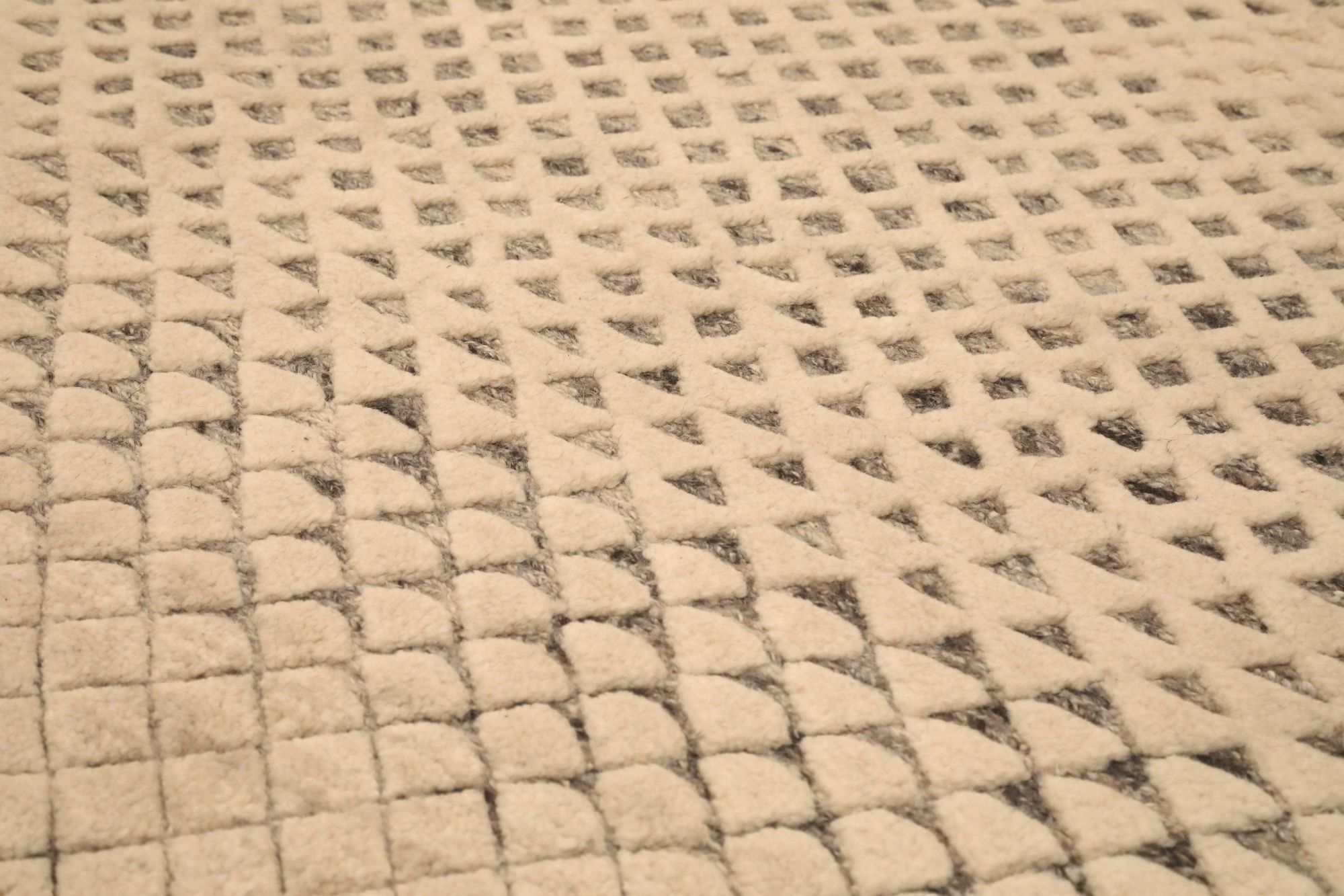 Thumbnail 6 for India Modern / Contemporary Rug 98036