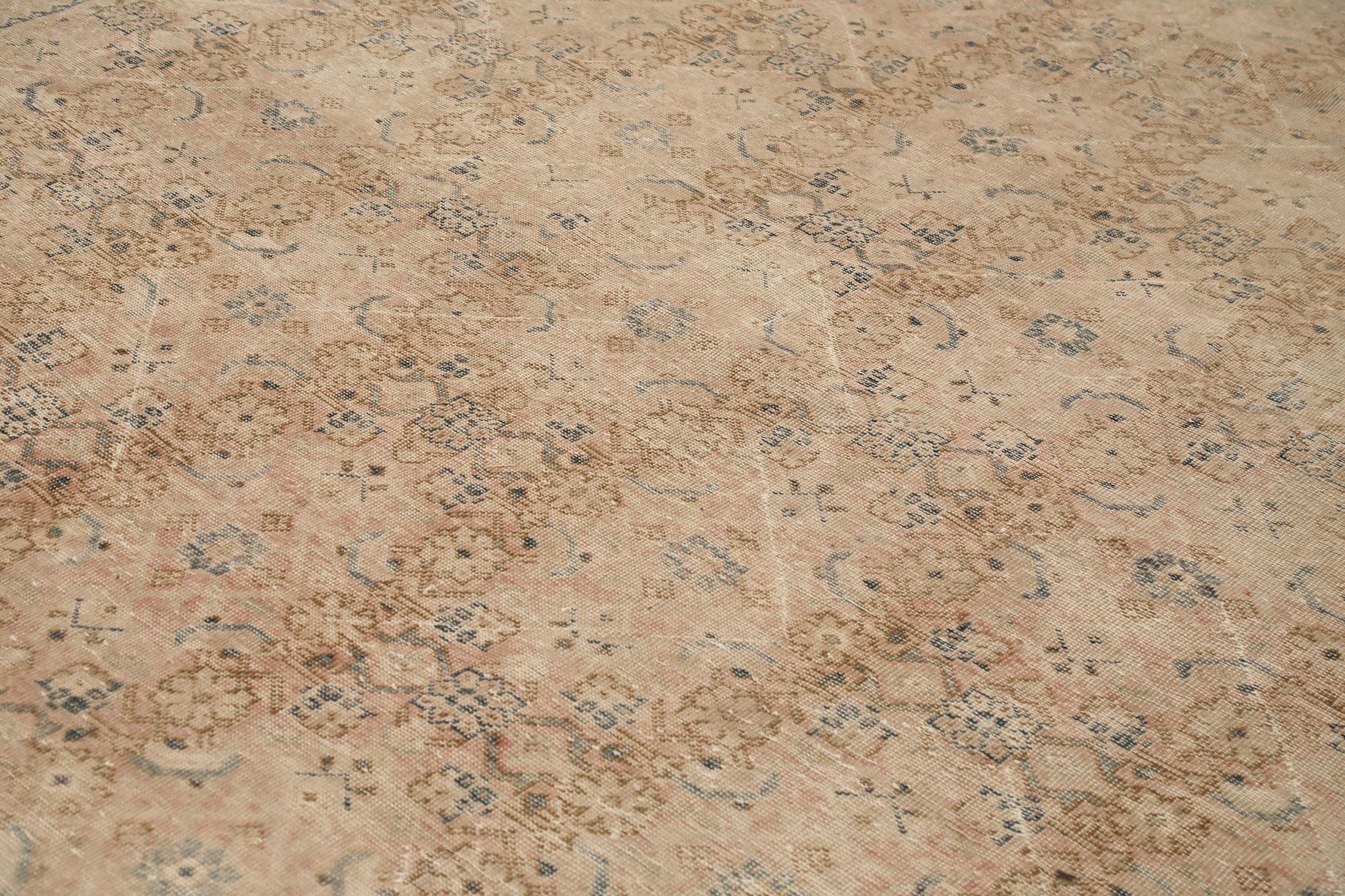 Thumbnail 3 for Persian Mahal Tribal Rug 98038