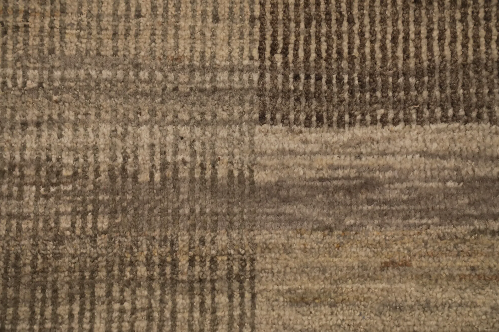 Thumbnail 6 for India Modern / Contemporary Rug 98059