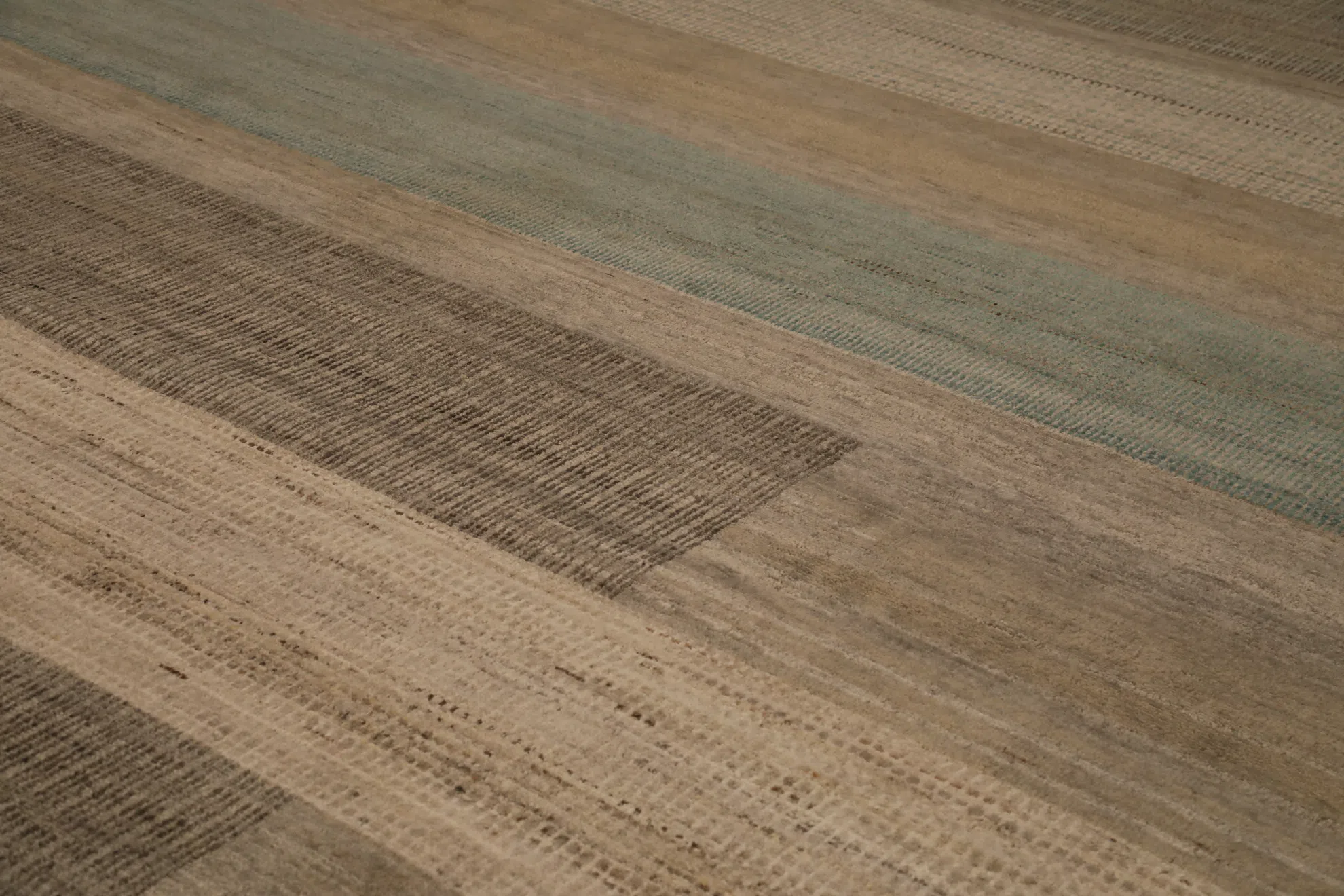 Thumbnail 6 for India Modern / Contemporary Rug 98062