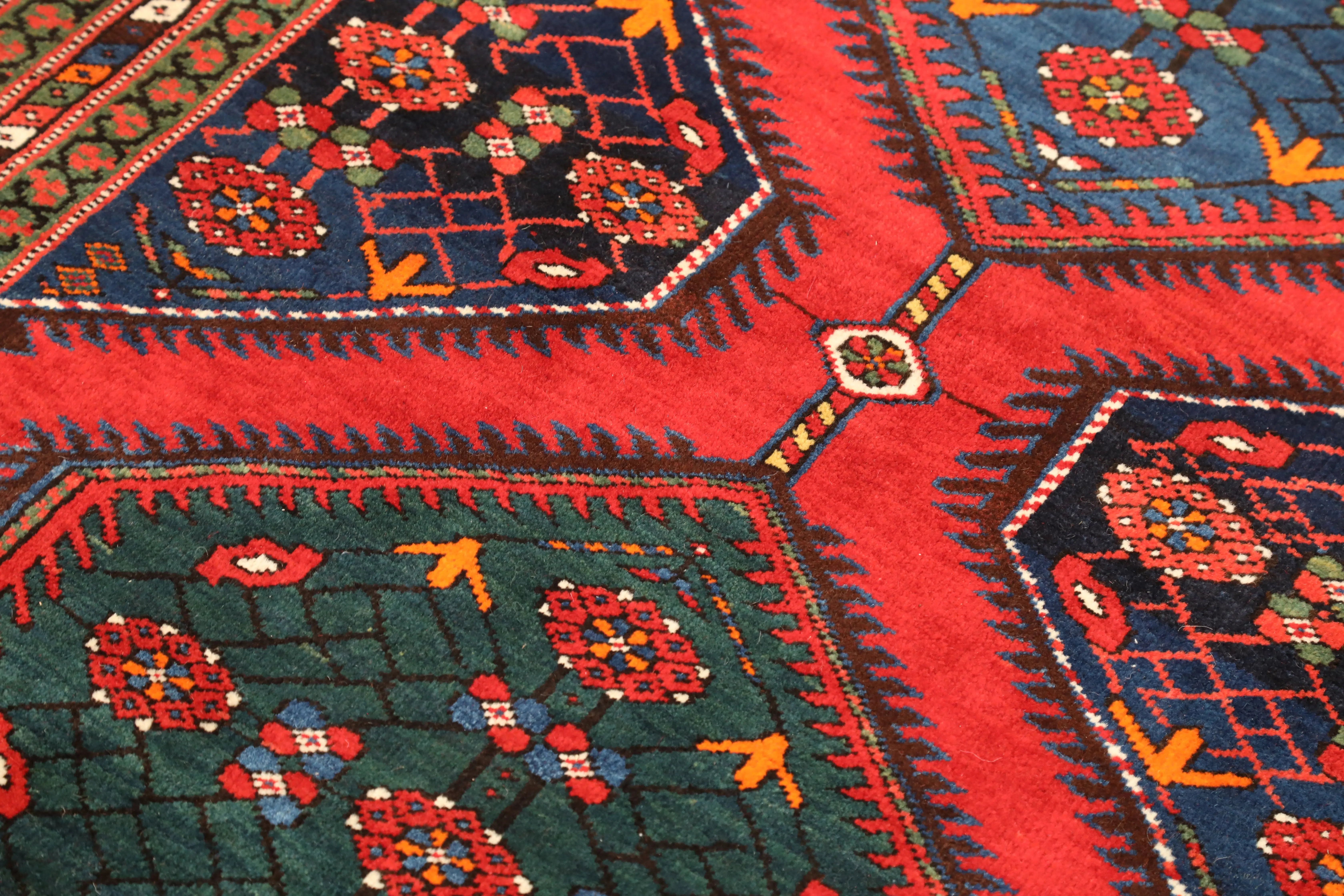 Thumbnail 5 for Antique Persian Heriz Traditional Rug 94652