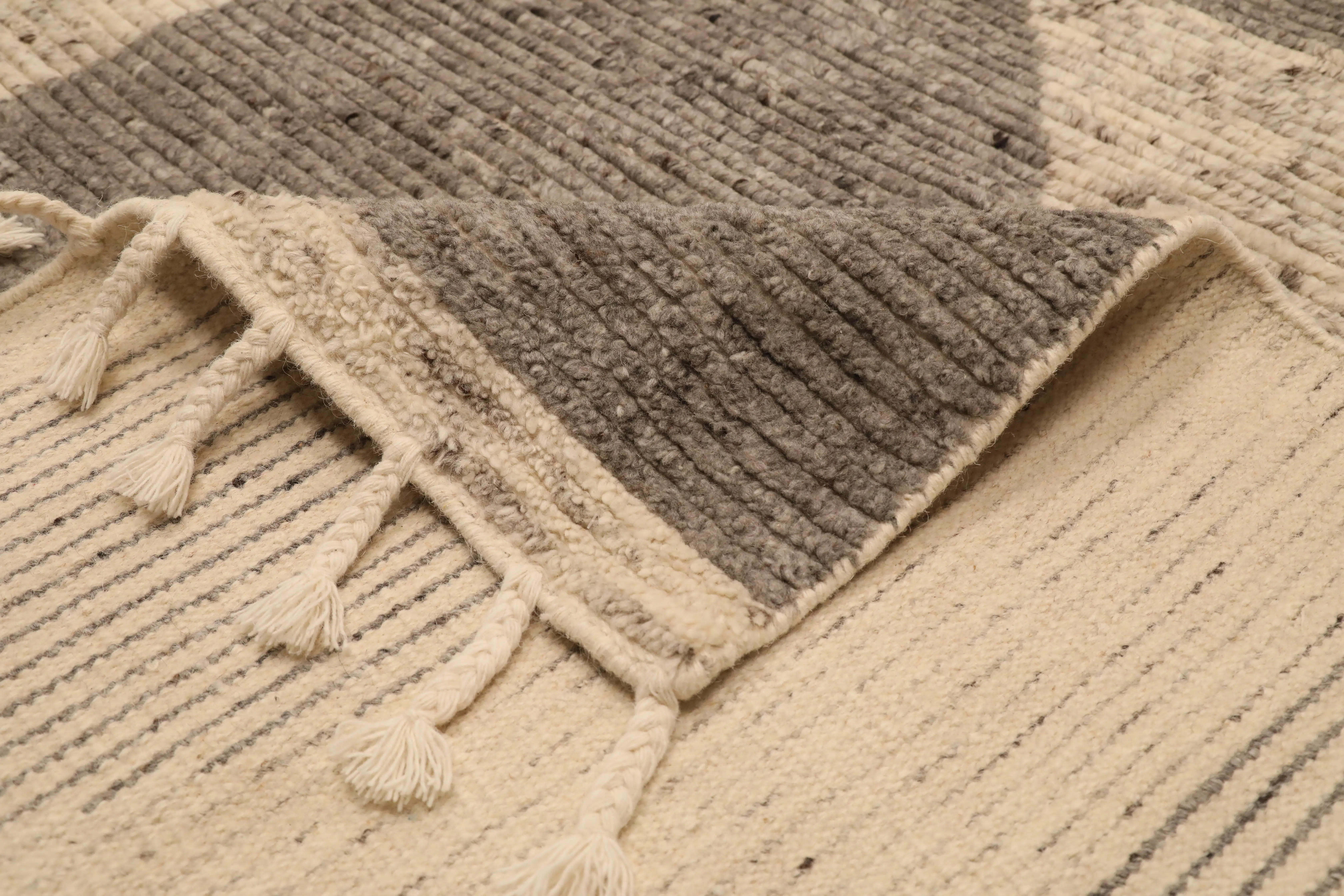 Thumbnail 5 for India Moroccan Modern / Contemporary Rug 96626