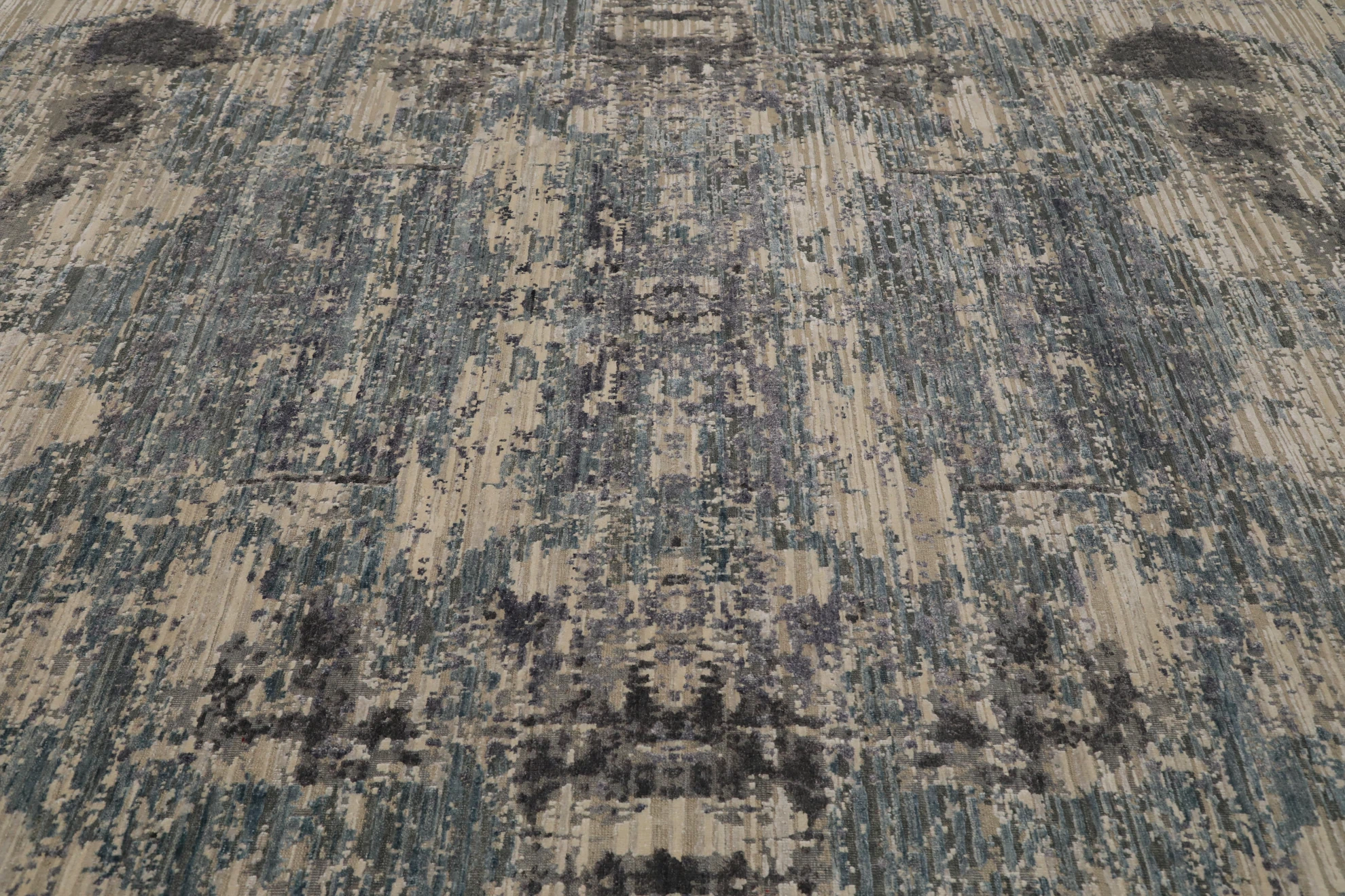 Thumbnail 3 for India Modern / Contemporary Rug 93276