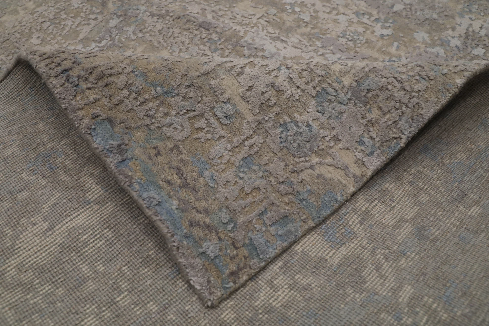 Thumbnail 4 for India Modern / Contemporary Rug 93297