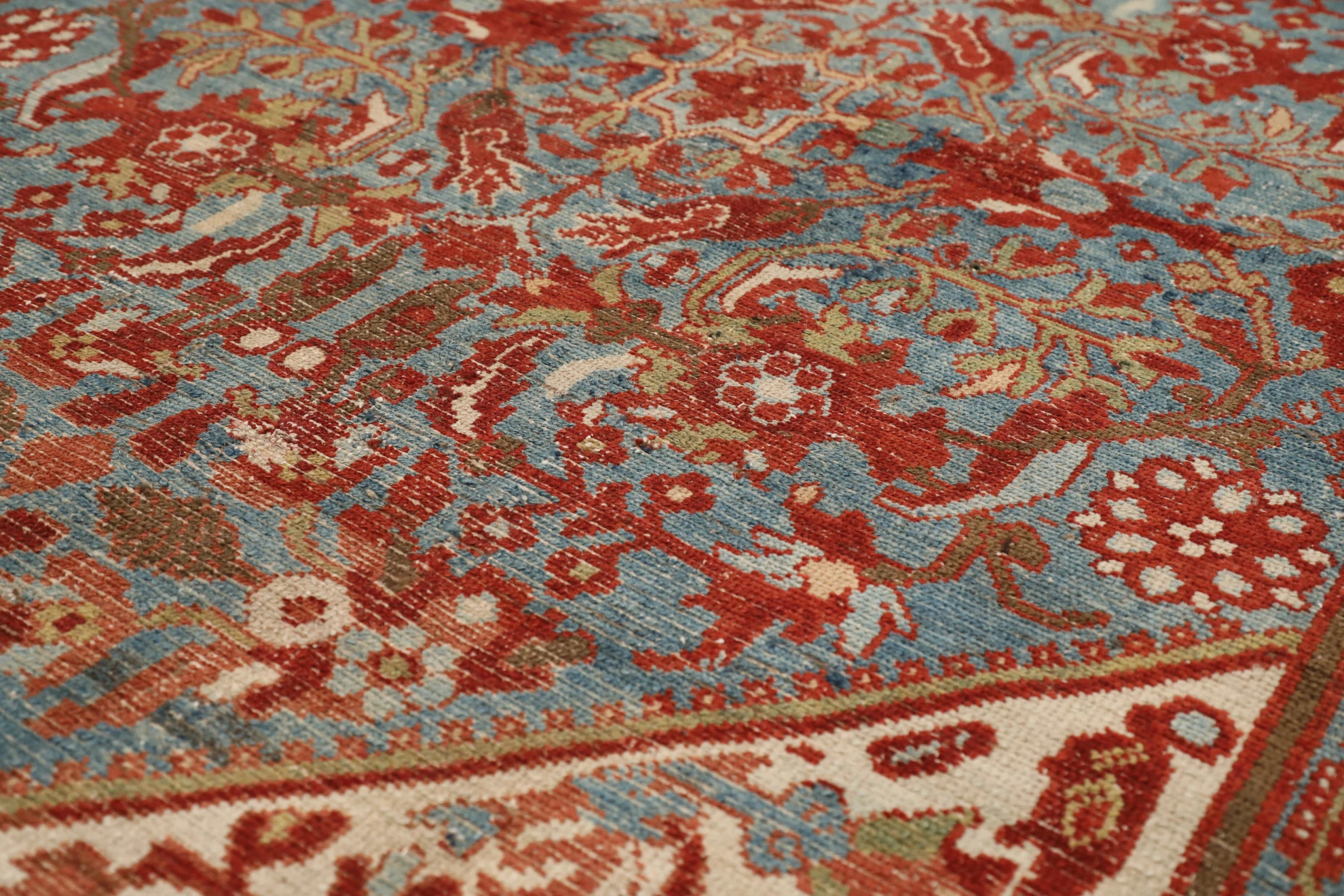 Thumbnail 6 for Antique Persian Malayer Traditional Rug 98017