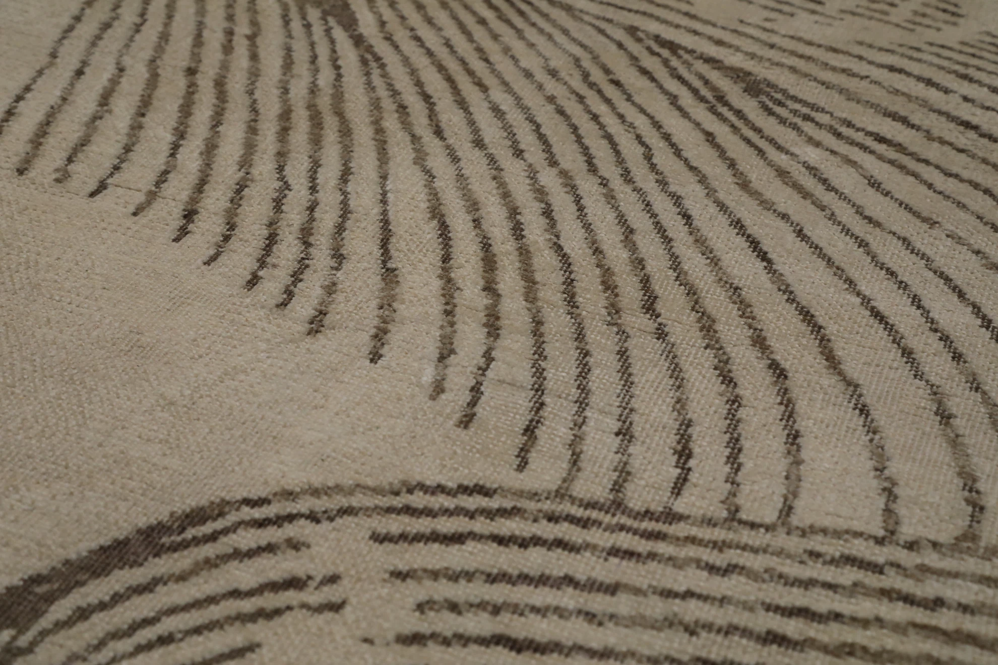 Thumbnail 5 for India Modern / Contemporary Rug 99110