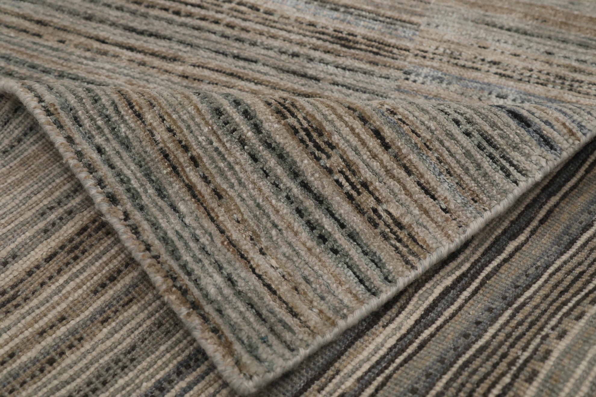 Thumbnail 4 for India Modern / Contemporary Rug 99113