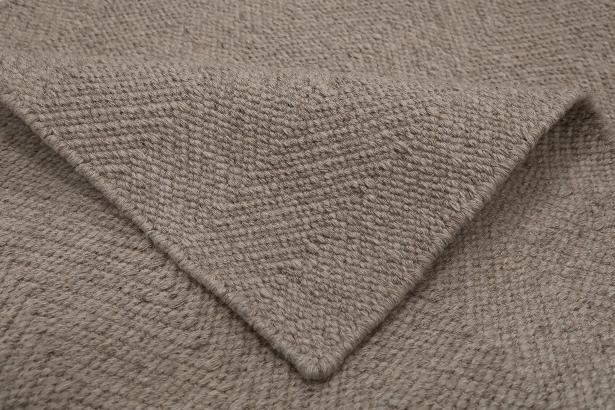 Thumbnail 2 for India Modern / Contemporary Rug 99117