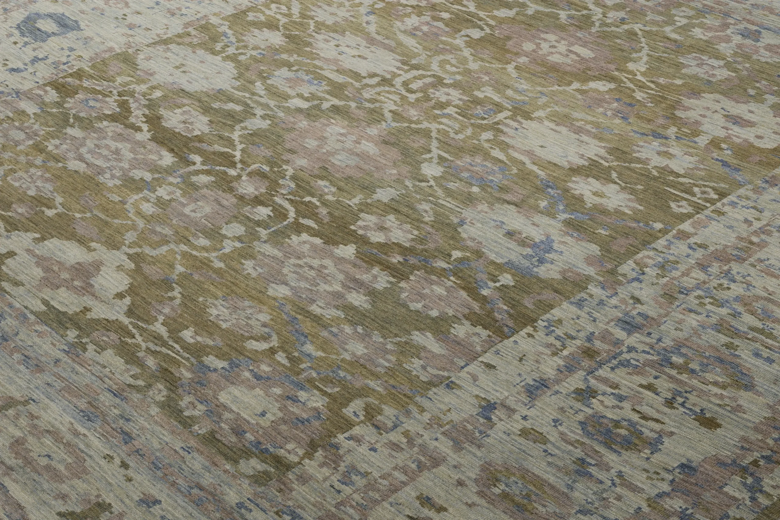 Thumbnail 8 for Persian Sultanabad Transitional Rug 67943