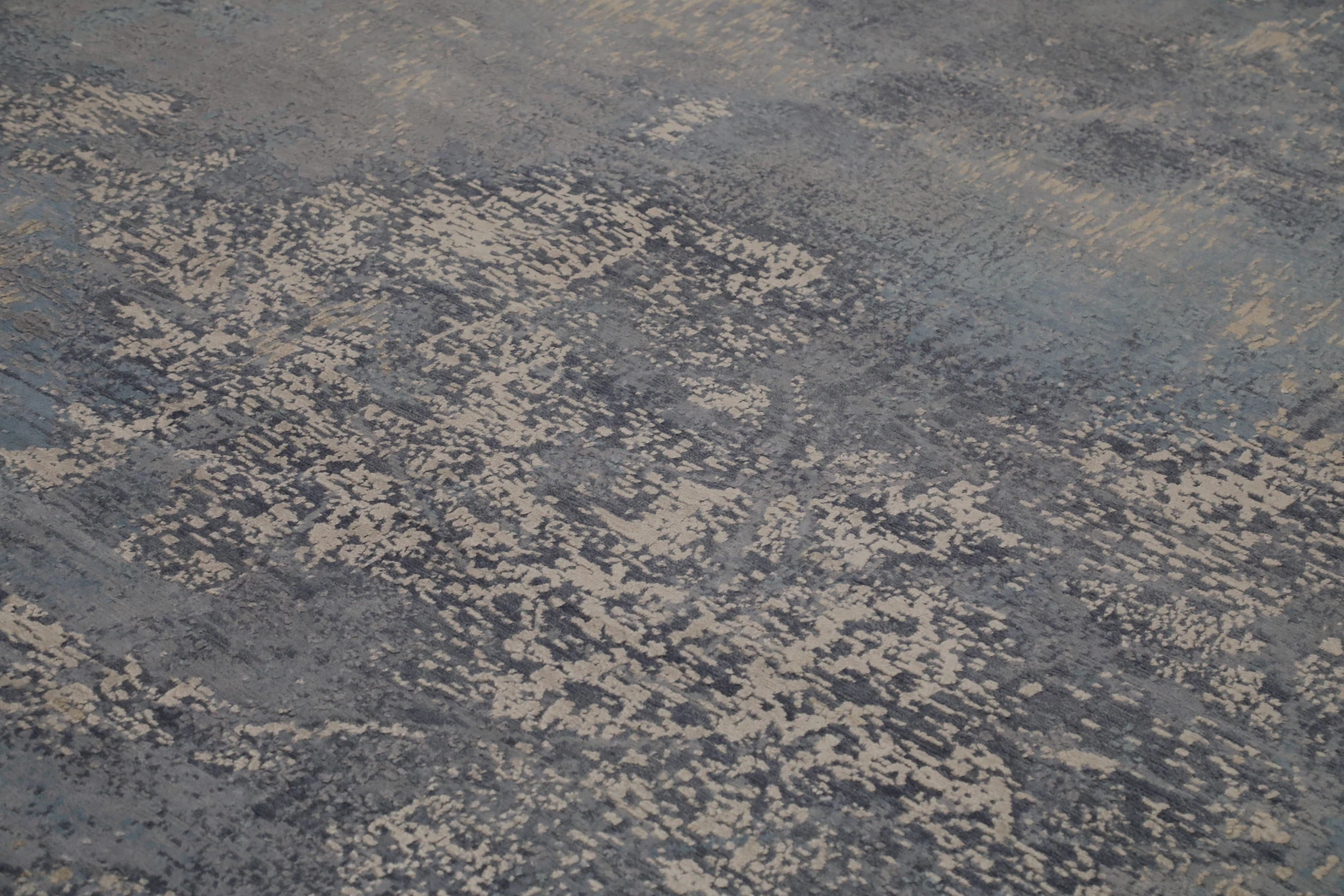 Thumbnail 6 for India Modern / Contemporary Rug 93301