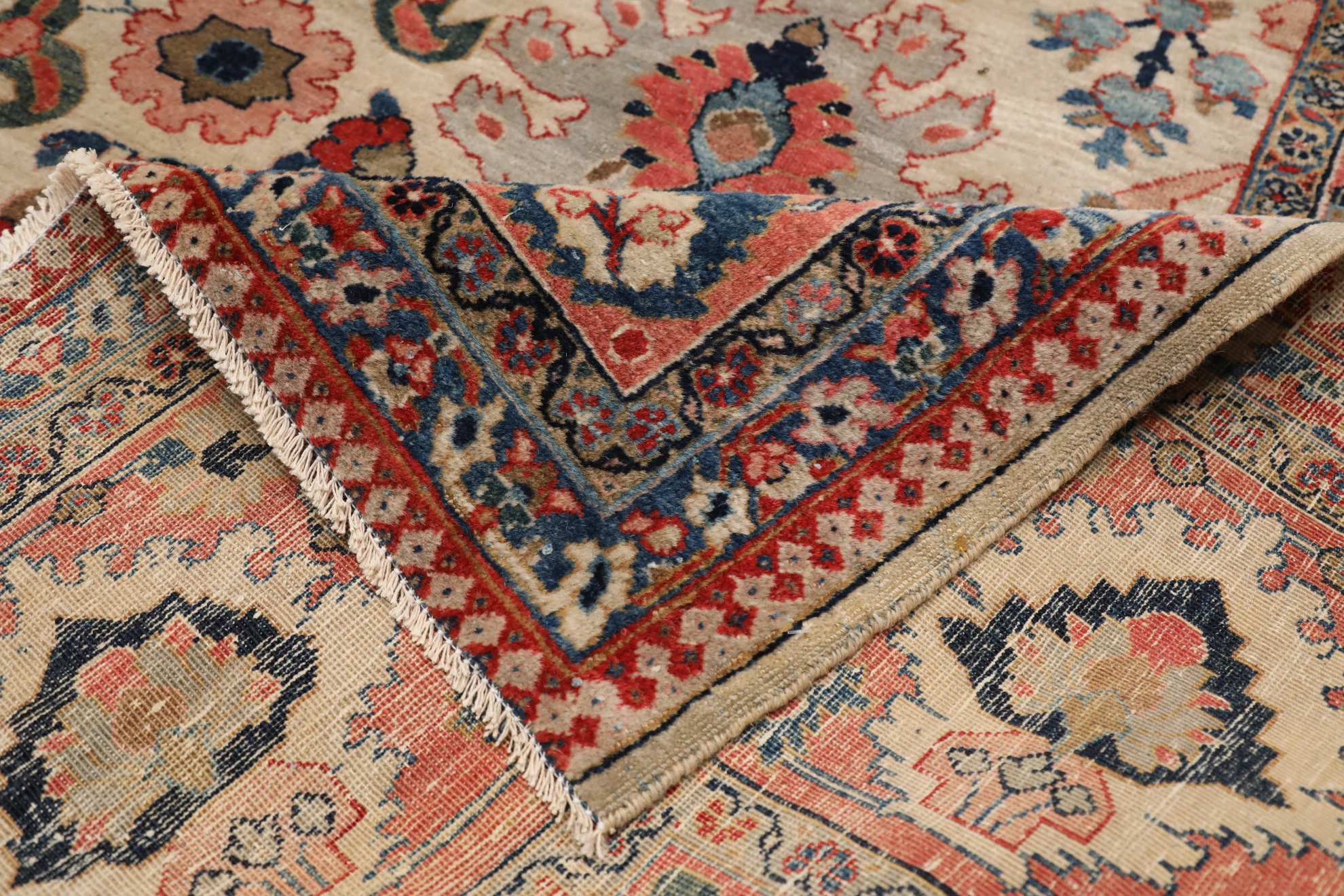 Thumbnail 4 for Traditional Rug 99675