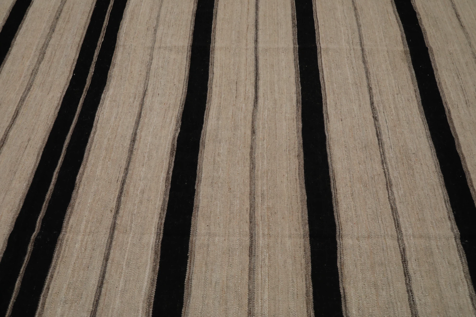 Thumbnail 2 for India Transitional Rug 99536