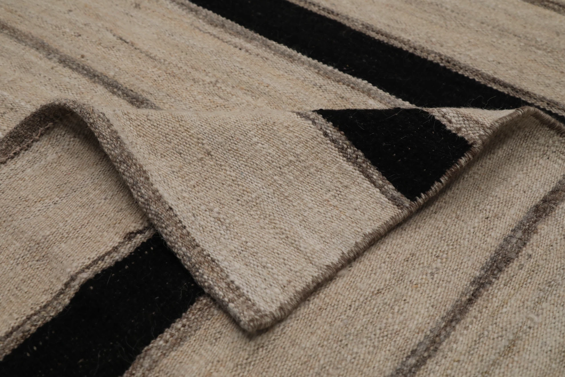 Thumbnail 5 for India Transitional Rug 99536