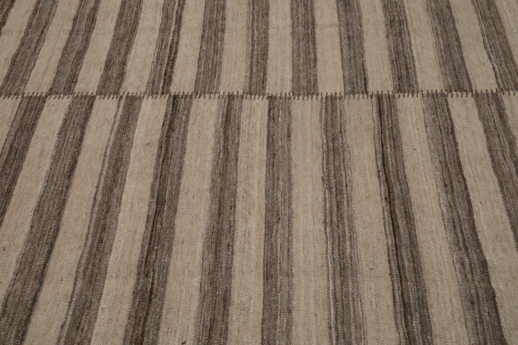 Thumbnail 3 for India Transitional Rug 99539