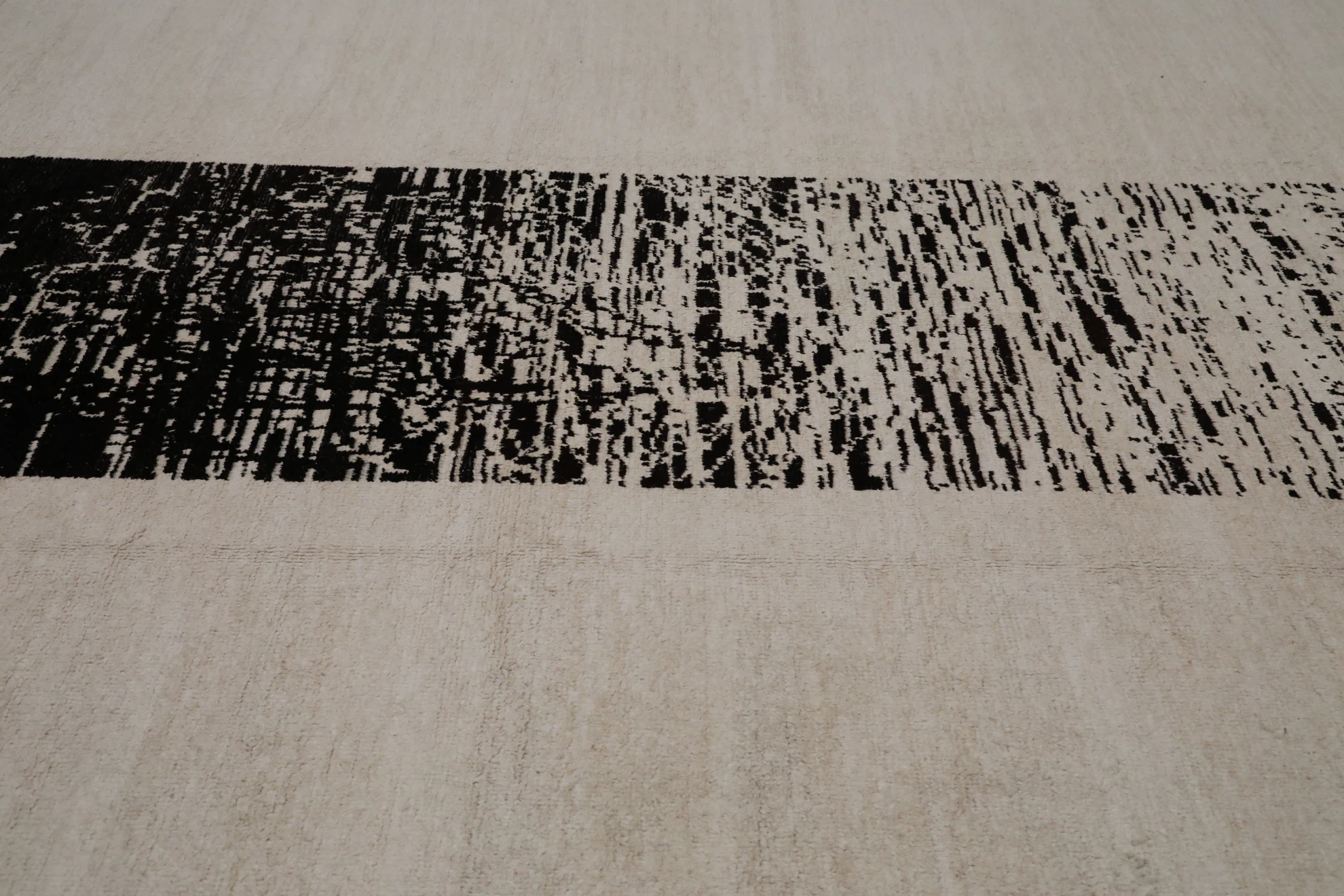 Thumbnail 6 for Turkey Modern / Contemporary Rug 99620