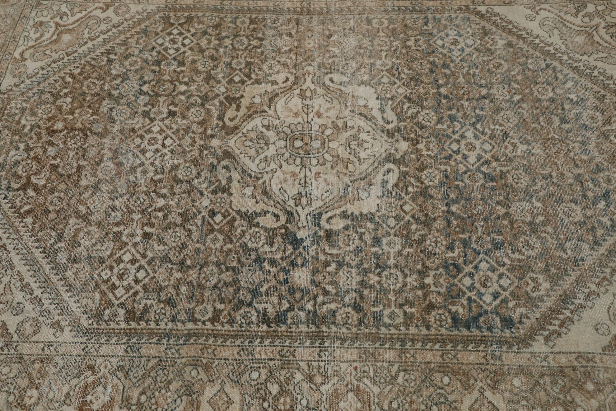 Thumbnail 2 for Antique Persian Mahal Transitional Rug 99567