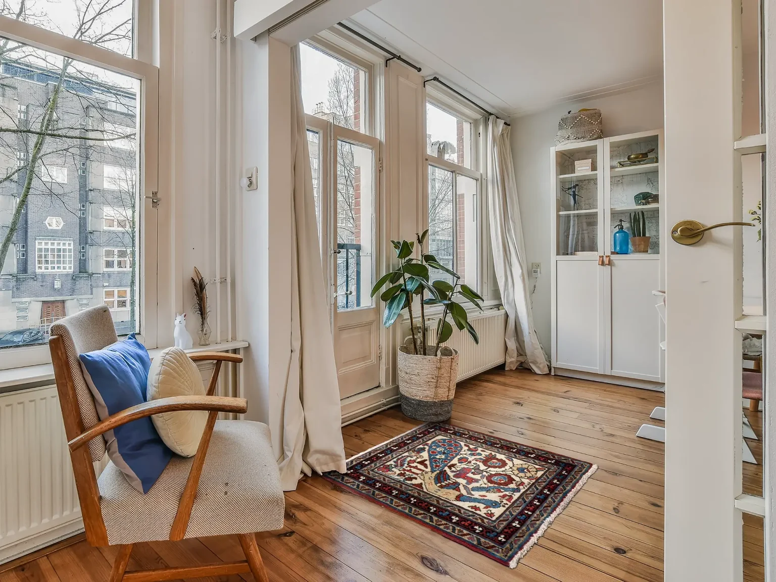 Thumbnail 2 for Persian Heriz Rug 72305